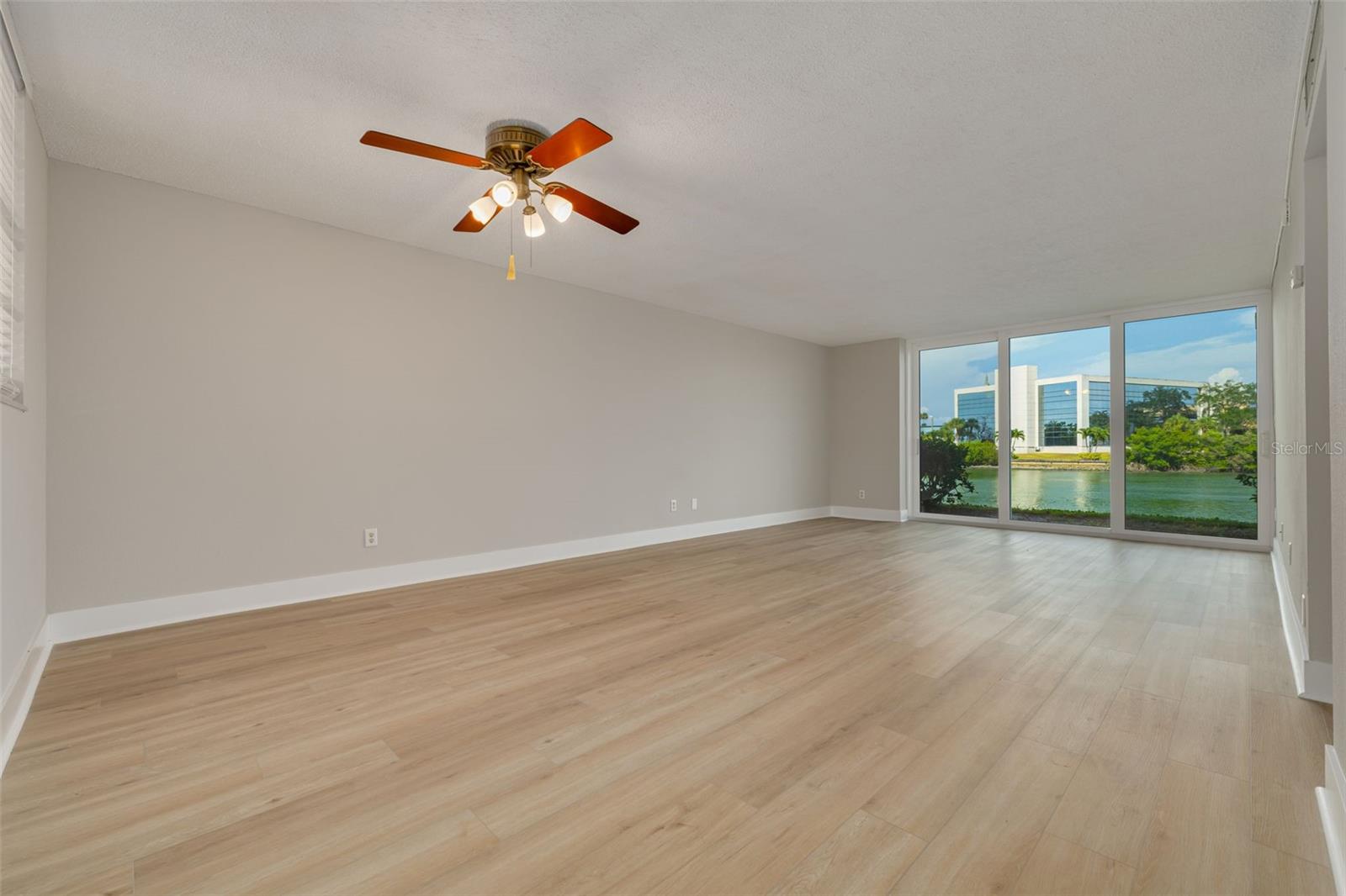 7425 BAY ISLAND DR S #107 — photo 16