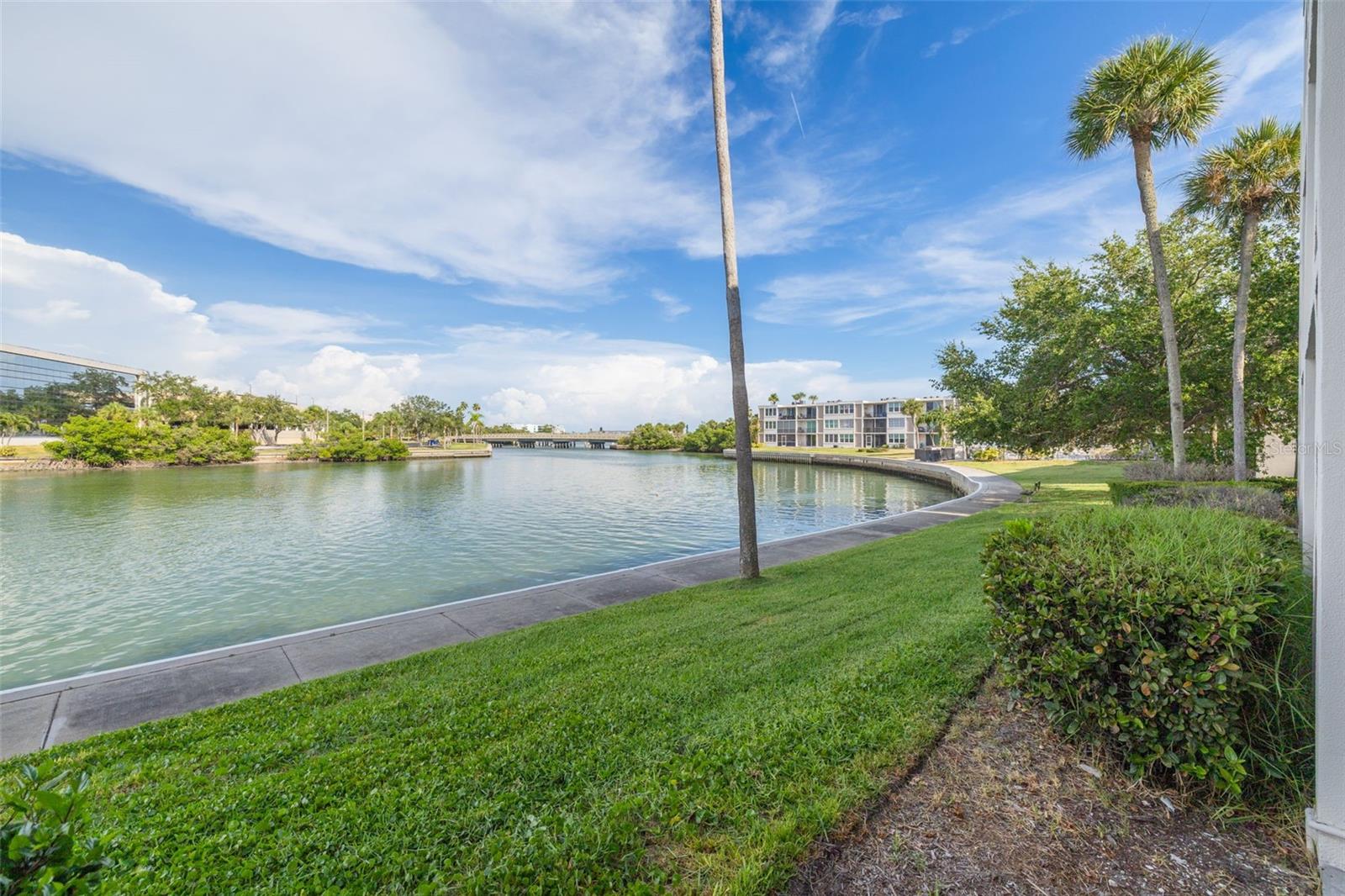 7425 BAY ISLAND DR S #107 — photo 34