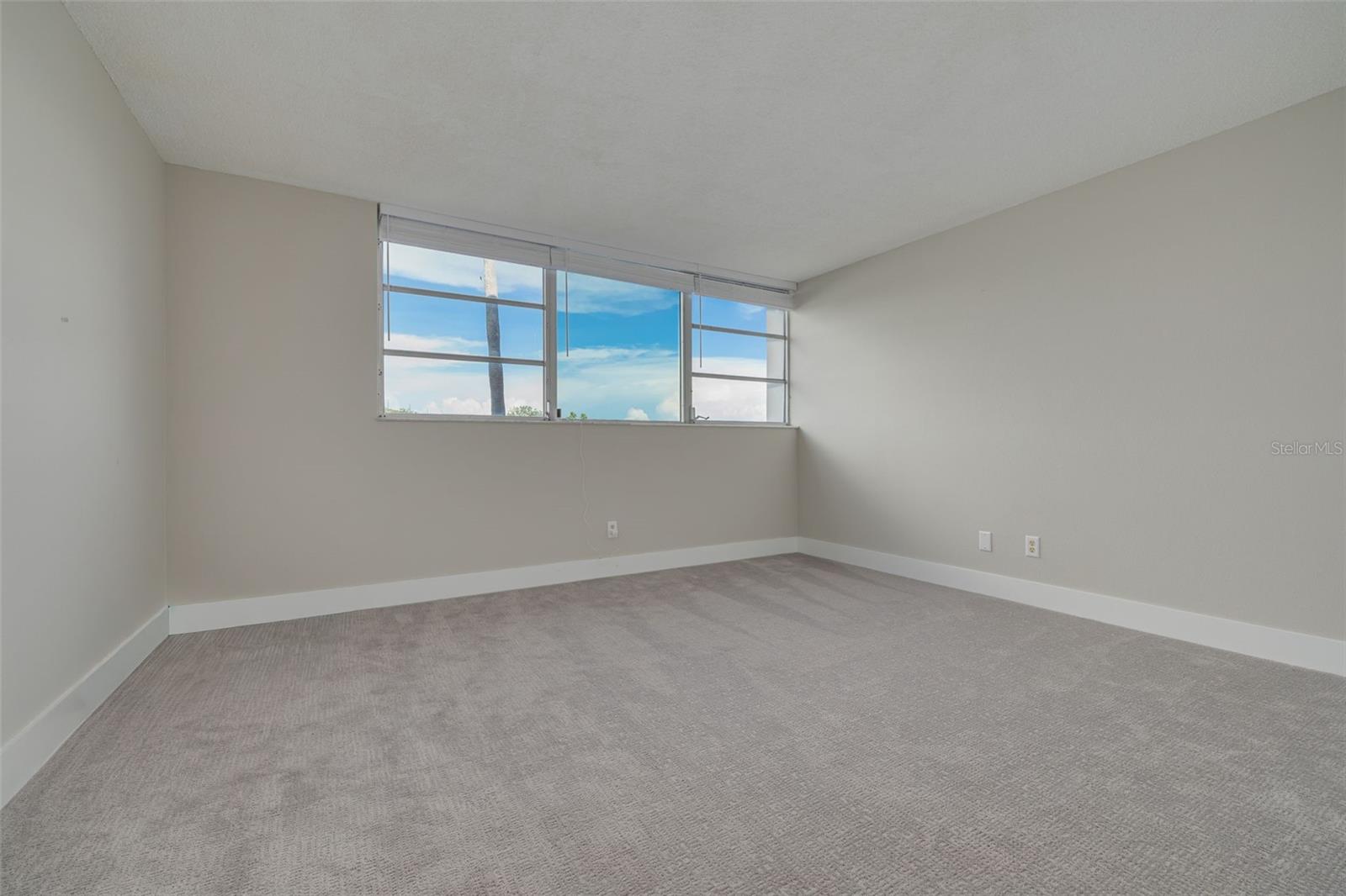 7425 BAY ISLAND DR S #107 — photo 28