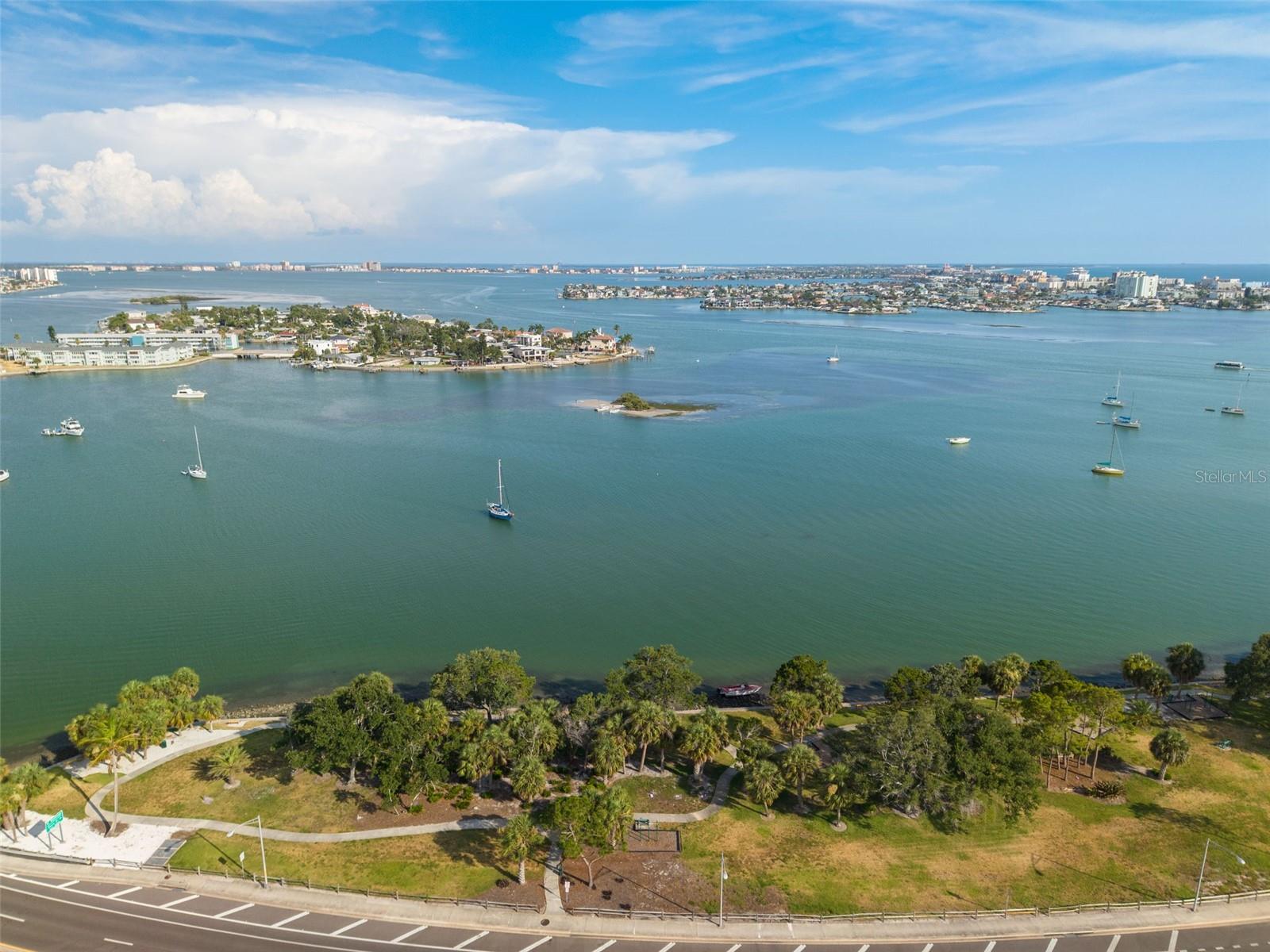 7425 BAY ISLAND DR S #107 — photo 51