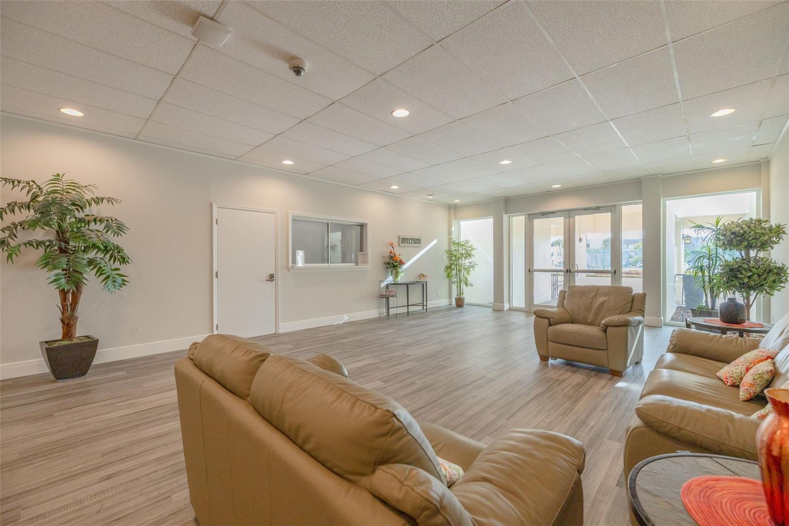 7425 BAY ISLAND DR S #107 — photo 45