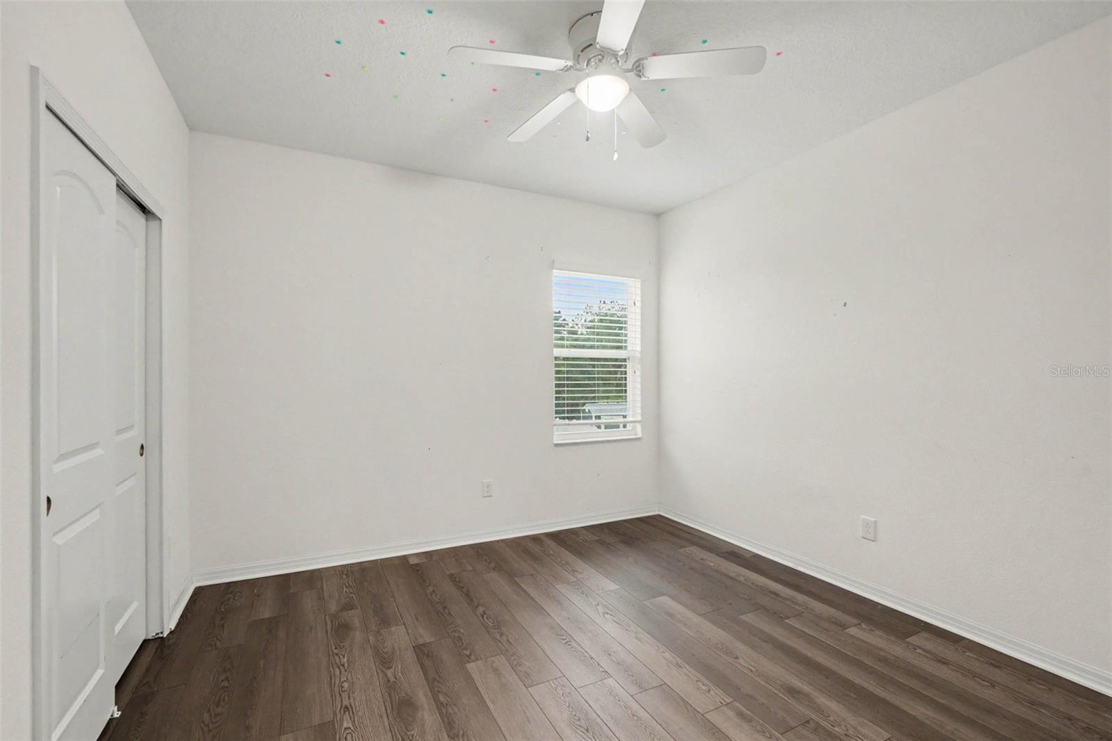12112 LEDBURY COMMONS DR — photo 17