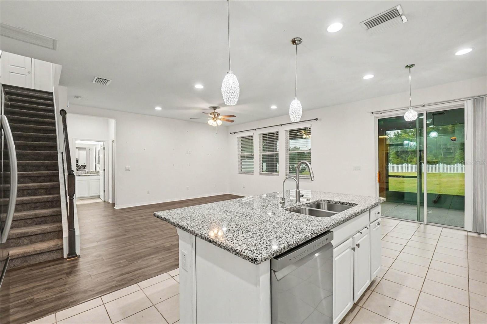 12112 LEDBURY COMMONS DR — photo 5