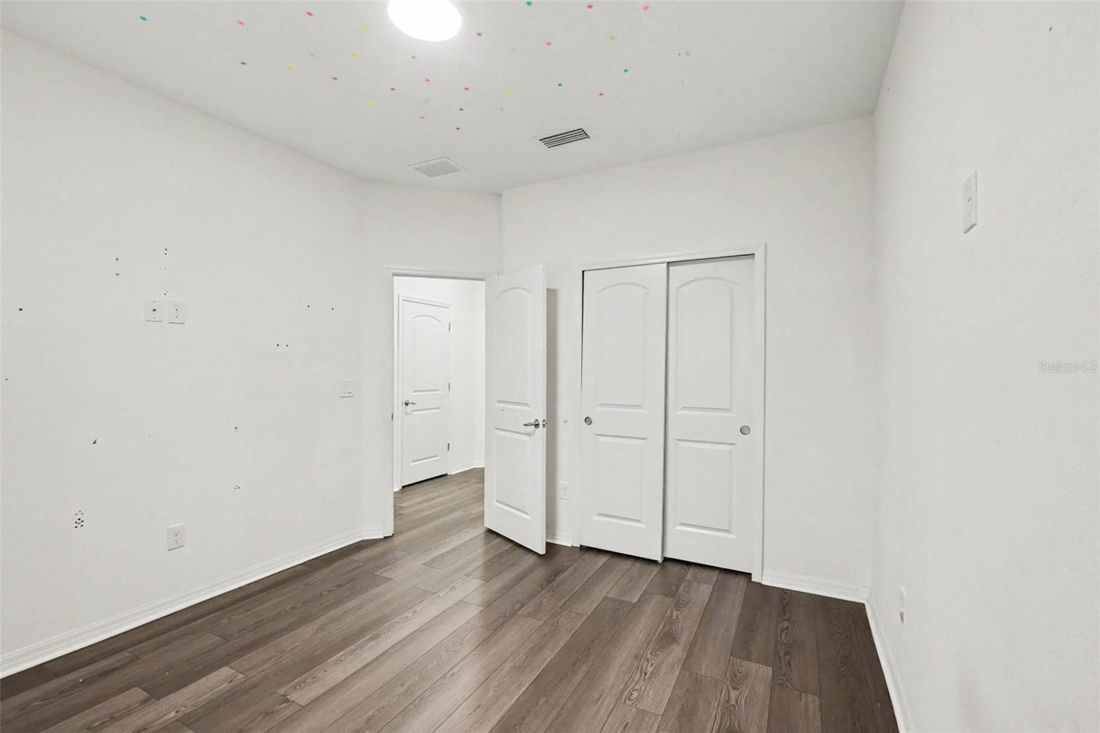 12112 LEDBURY COMMONS DR — photo 15