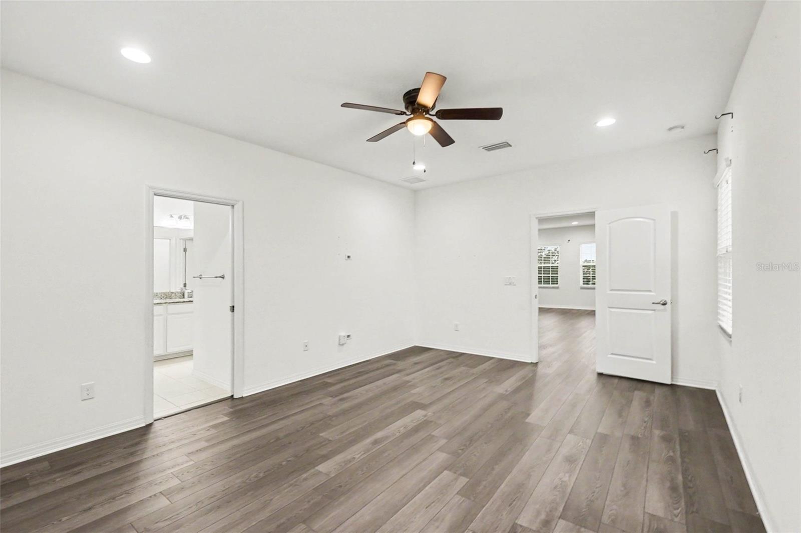 12112 LEDBURY COMMONS DR — photo 11