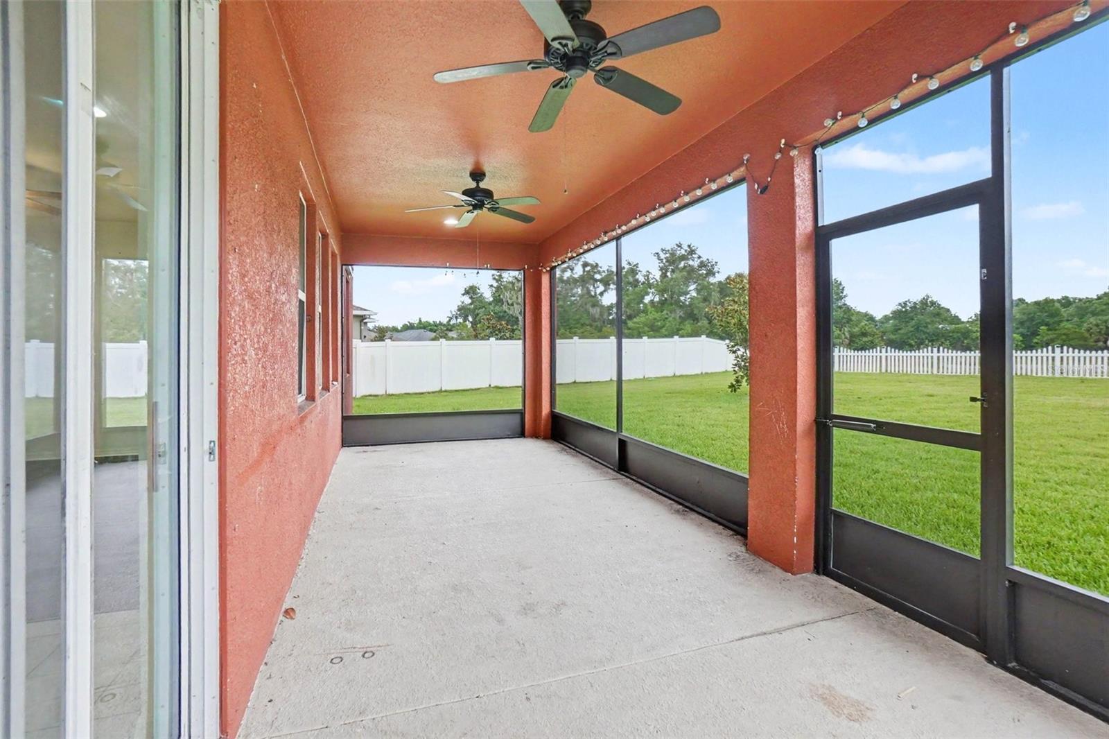 12112 LEDBURY COMMONS DR — photo 29