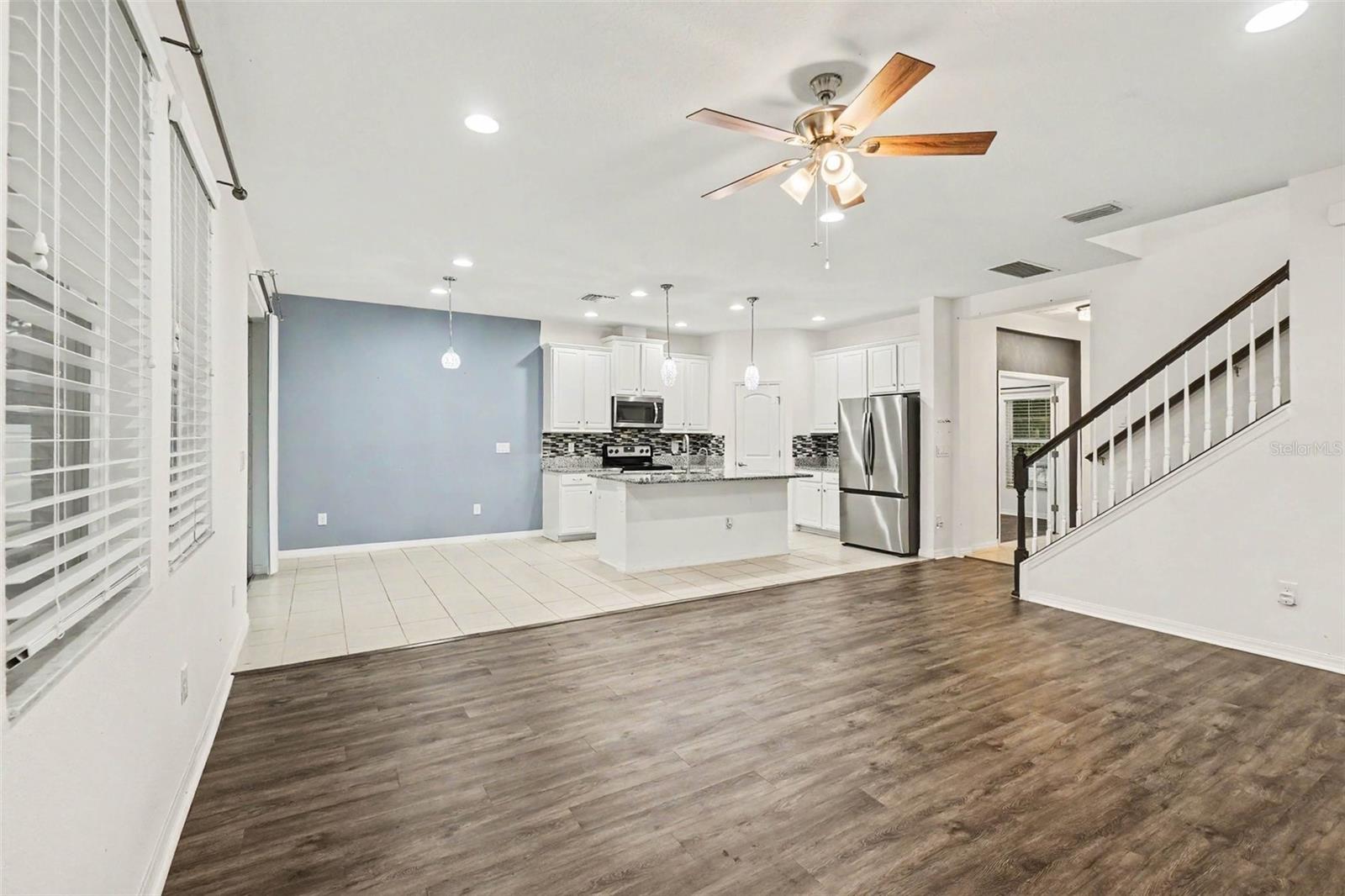12112 LEDBURY COMMONS DR — photo 2