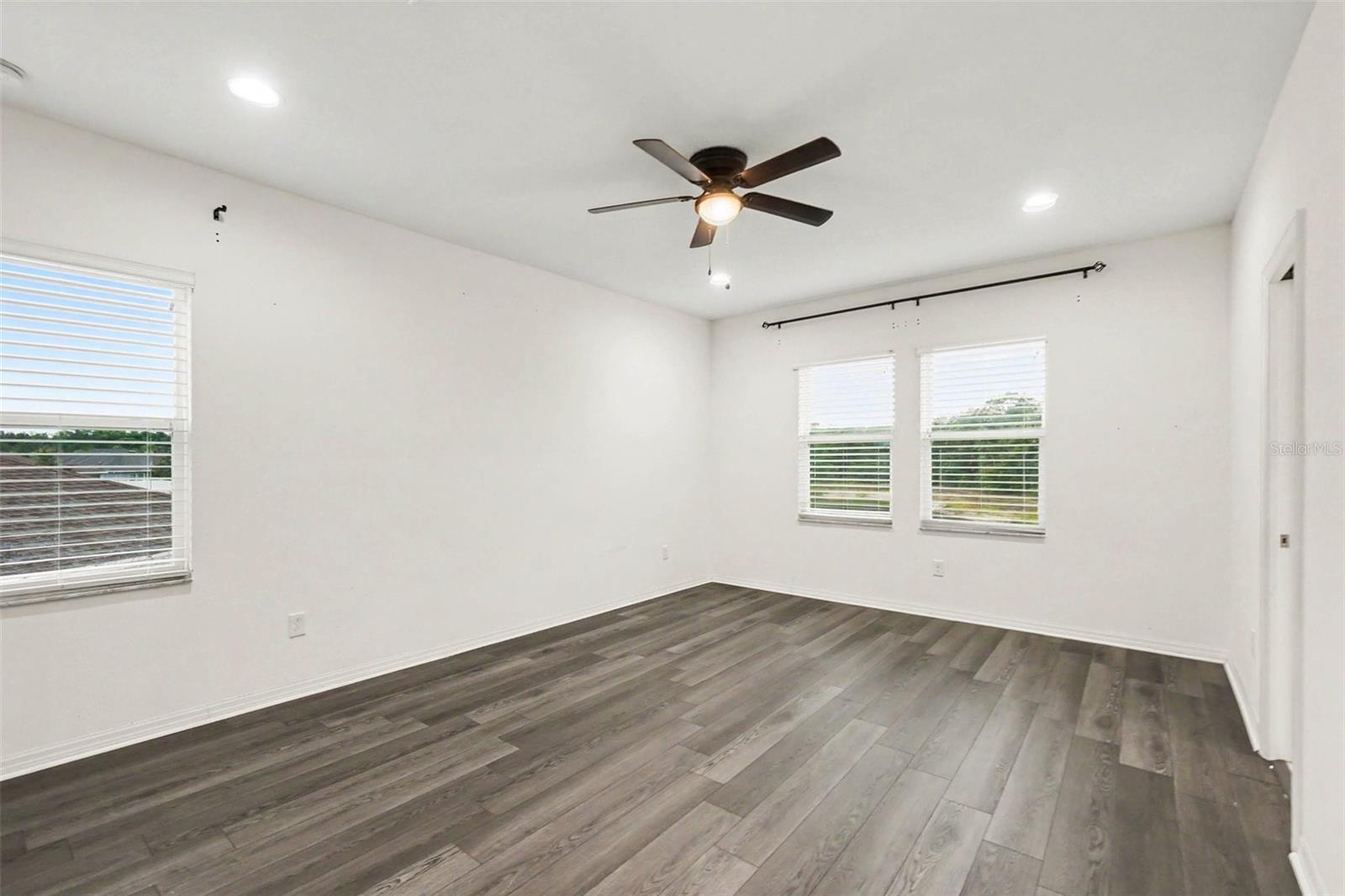 12112 LEDBURY COMMONS DR — photo 12