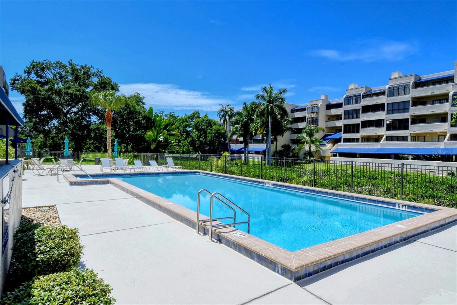 835 S OSPREY AVE #201 — photo 31