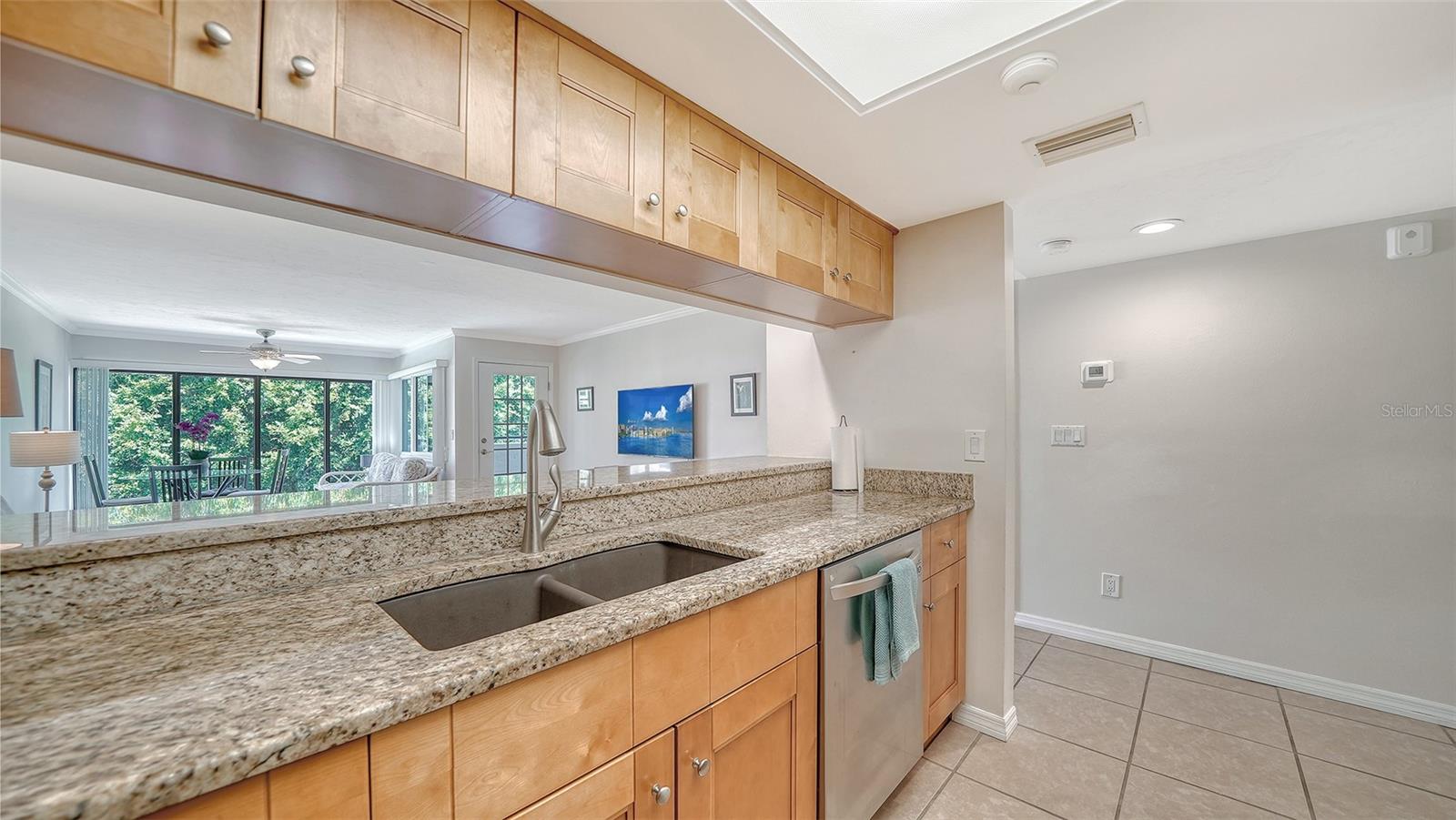 835 S OSPREY AVE #201 — photo 11