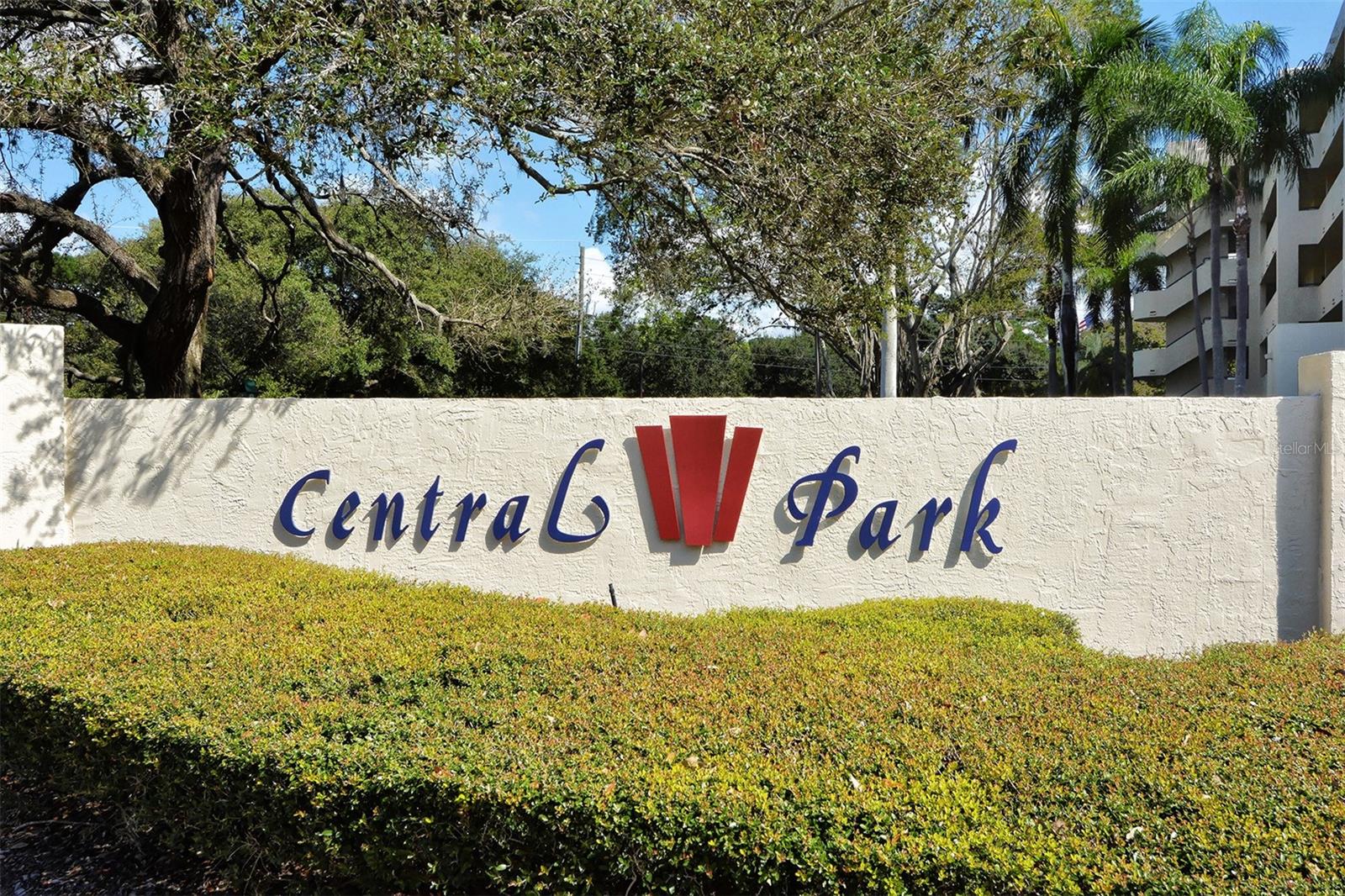 835 S OSPREY AVE #201 — photo 35