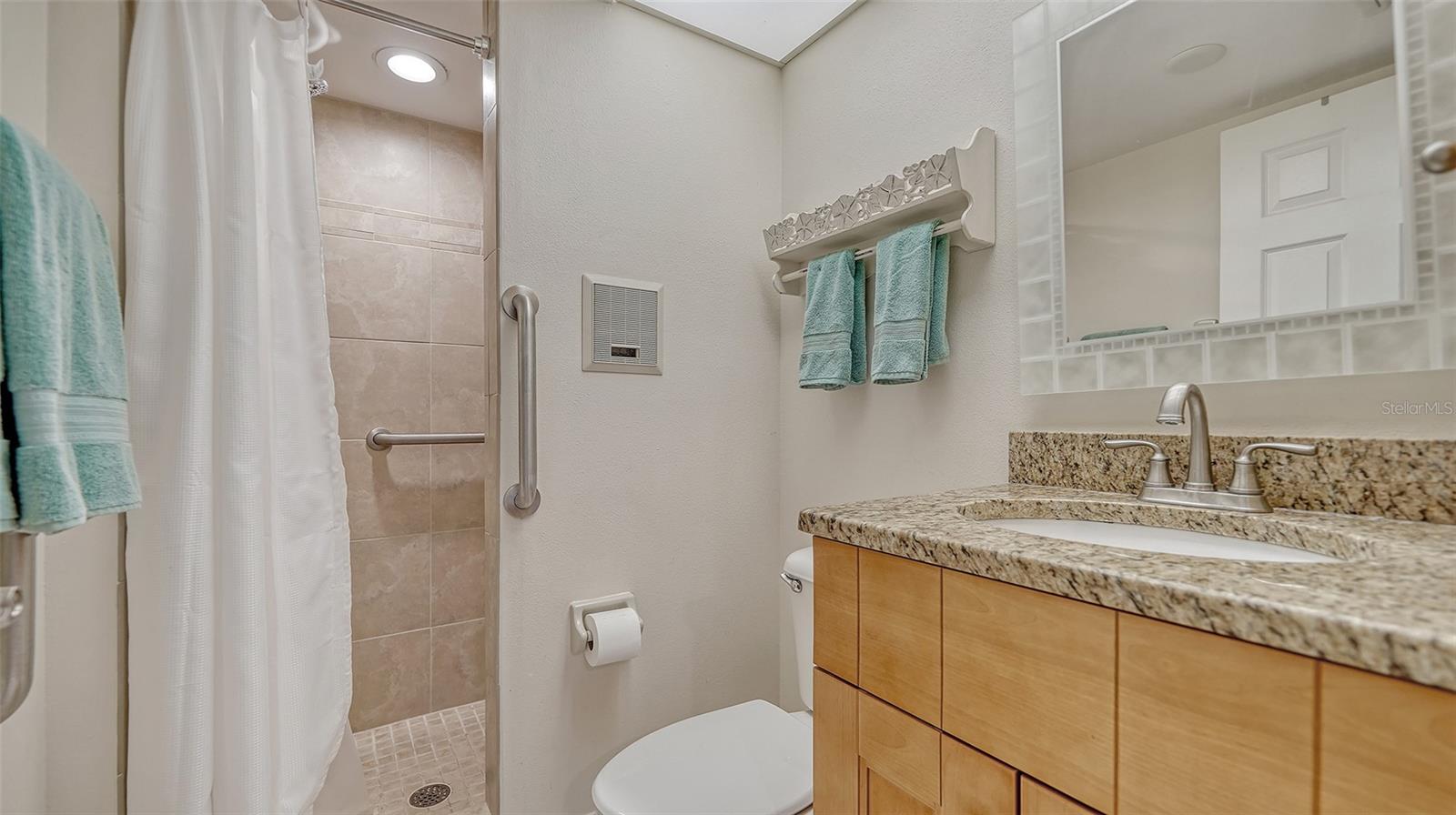 835 S OSPREY AVE #201 — photo 26