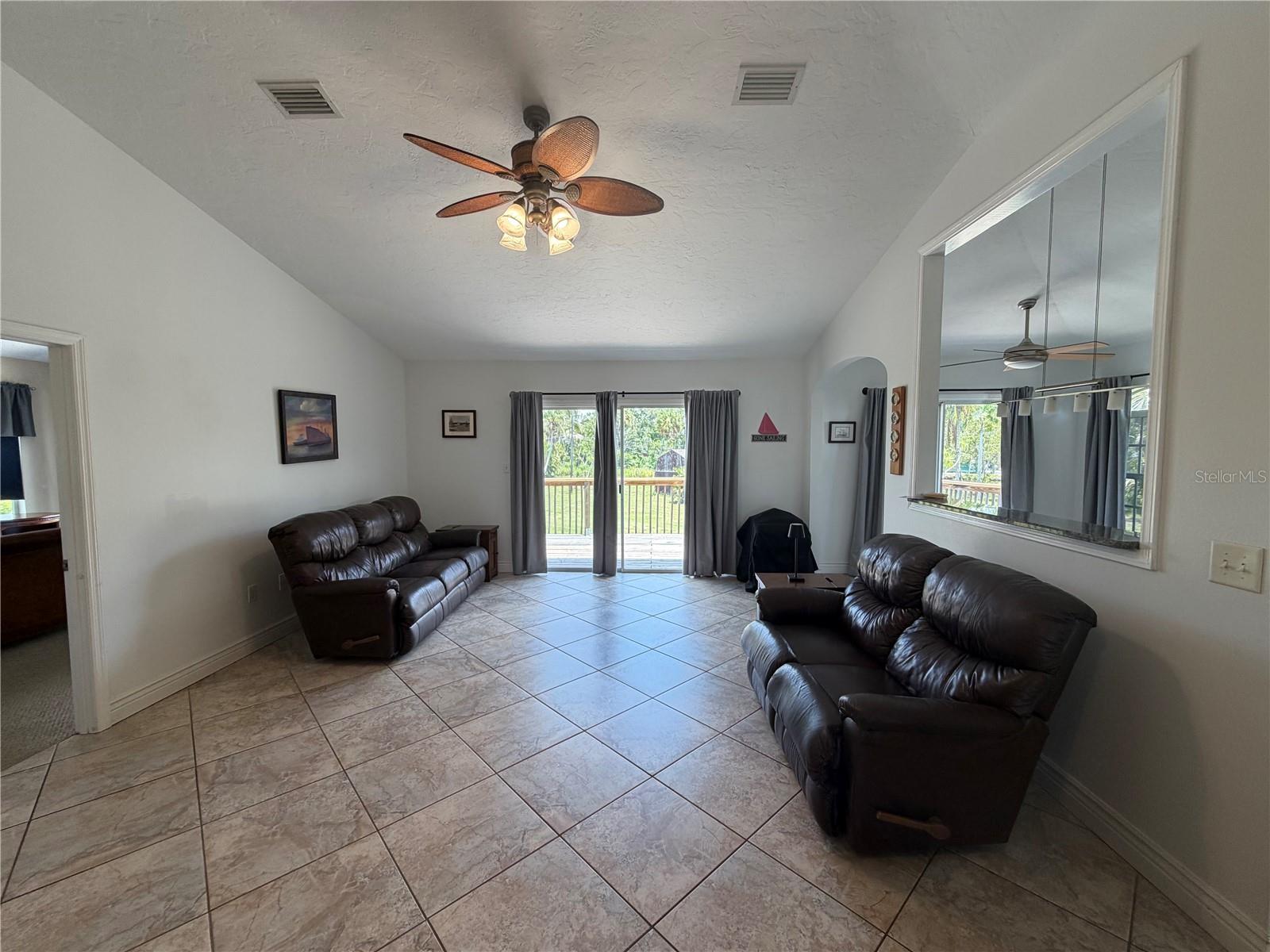 4319 15TH WAY — photo 9