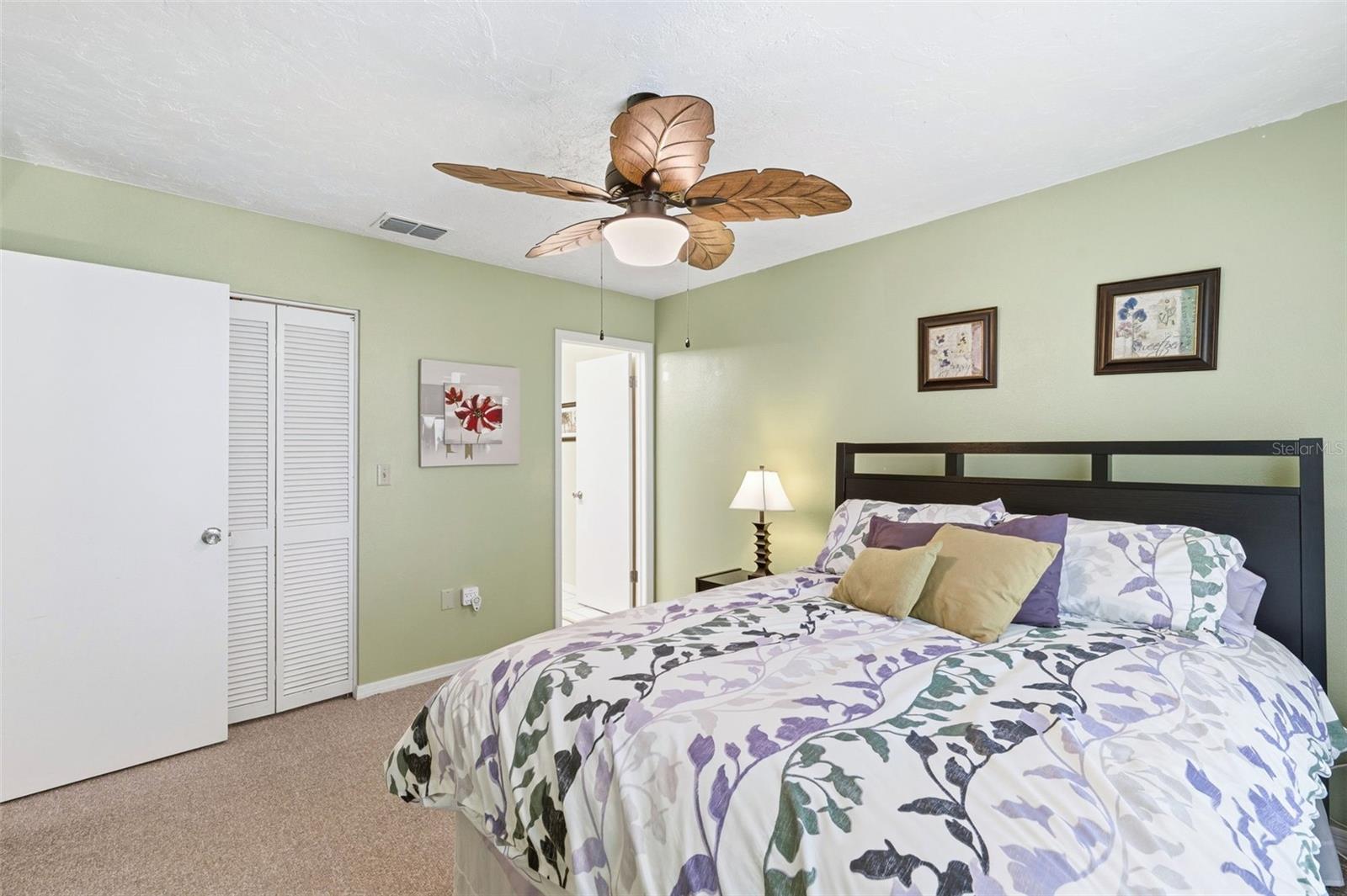 7612 OAKMONT LN — photo 17