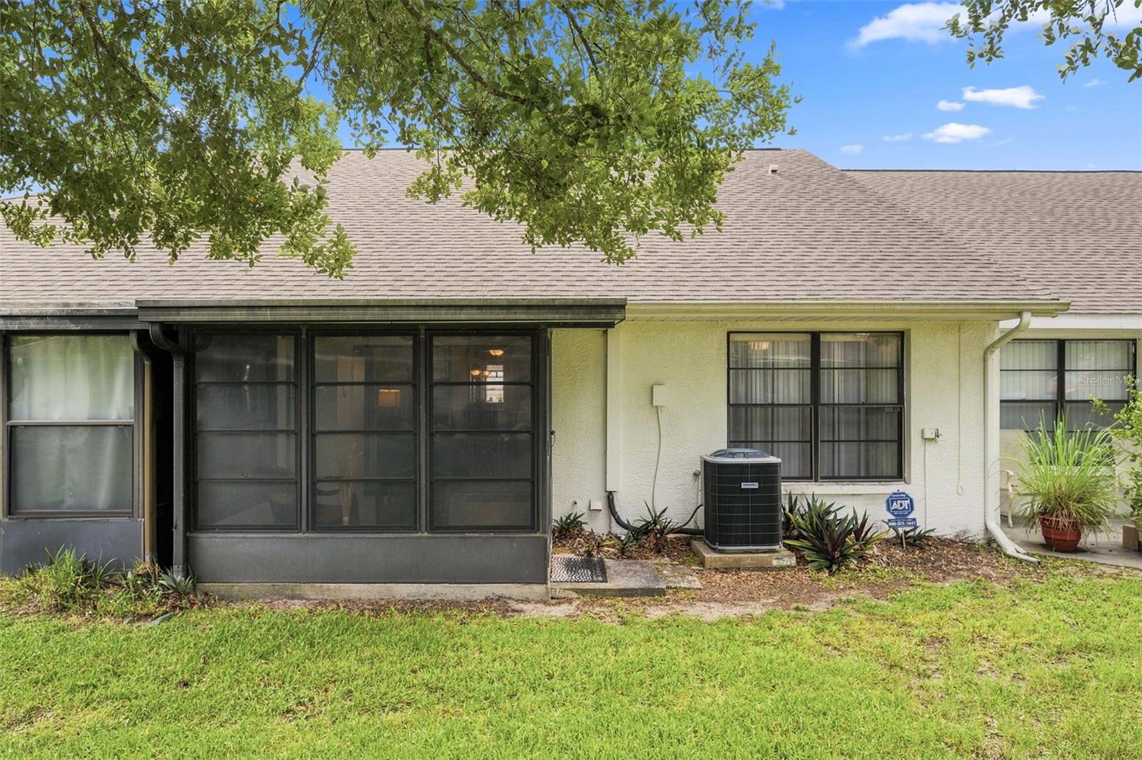 7612 OAKMONT LN — photo 30