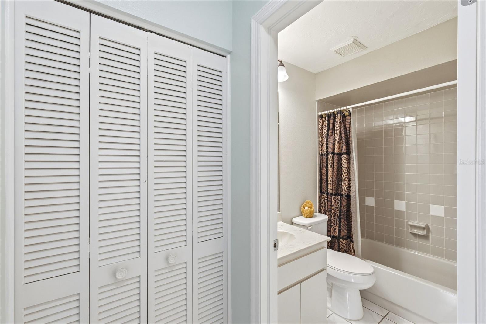 7612 OAKMONT LN — photo 25