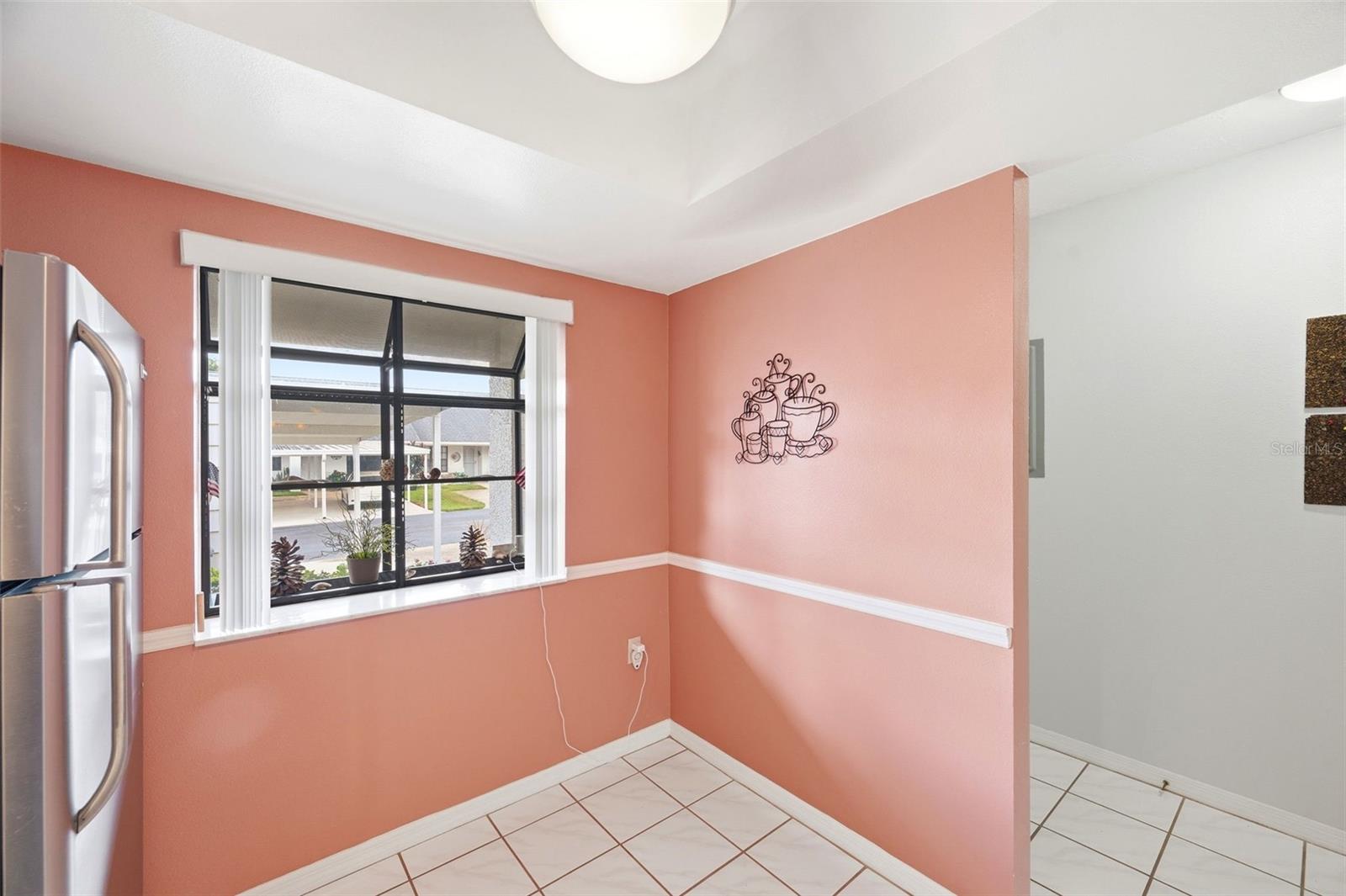 7612 OAKMONT LN — photo 4