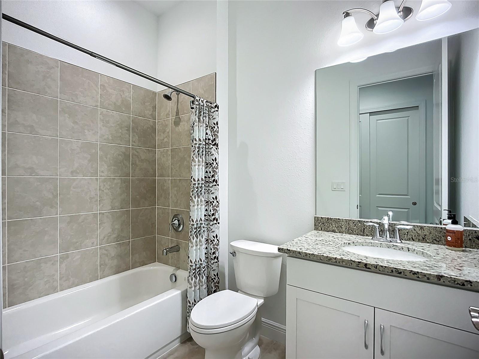 9132 BERNINI PL — photo 43