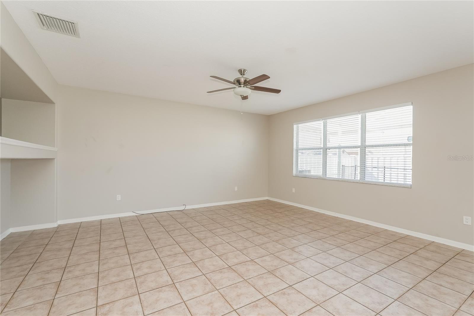 12125 FOX BLOOM AVE — photo 5
