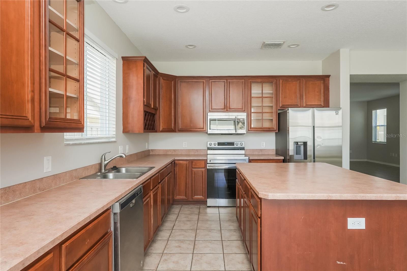 12125 FOX BLOOM AVE — photo 4