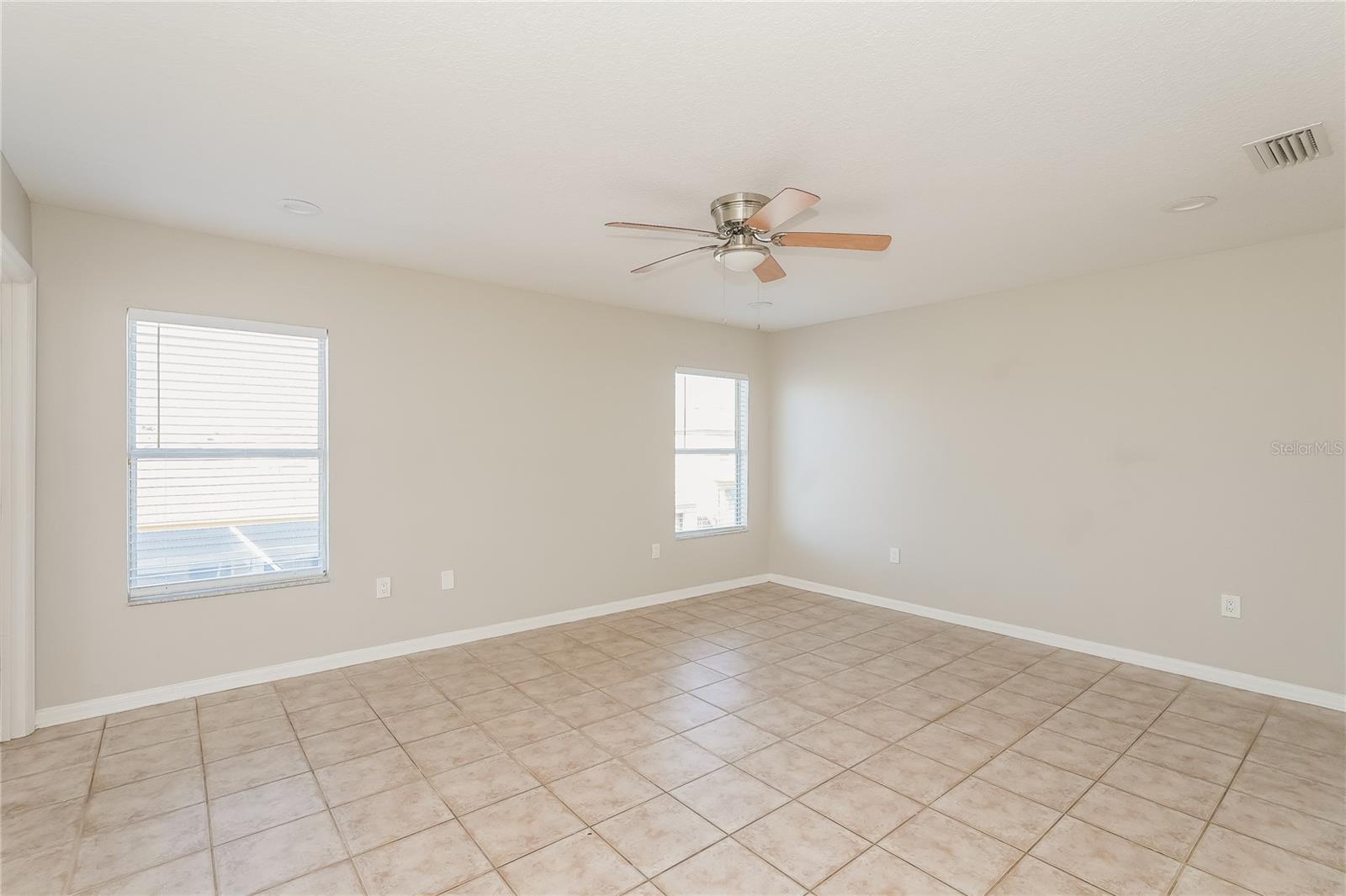 12125 FOX BLOOM AVE — photo 12