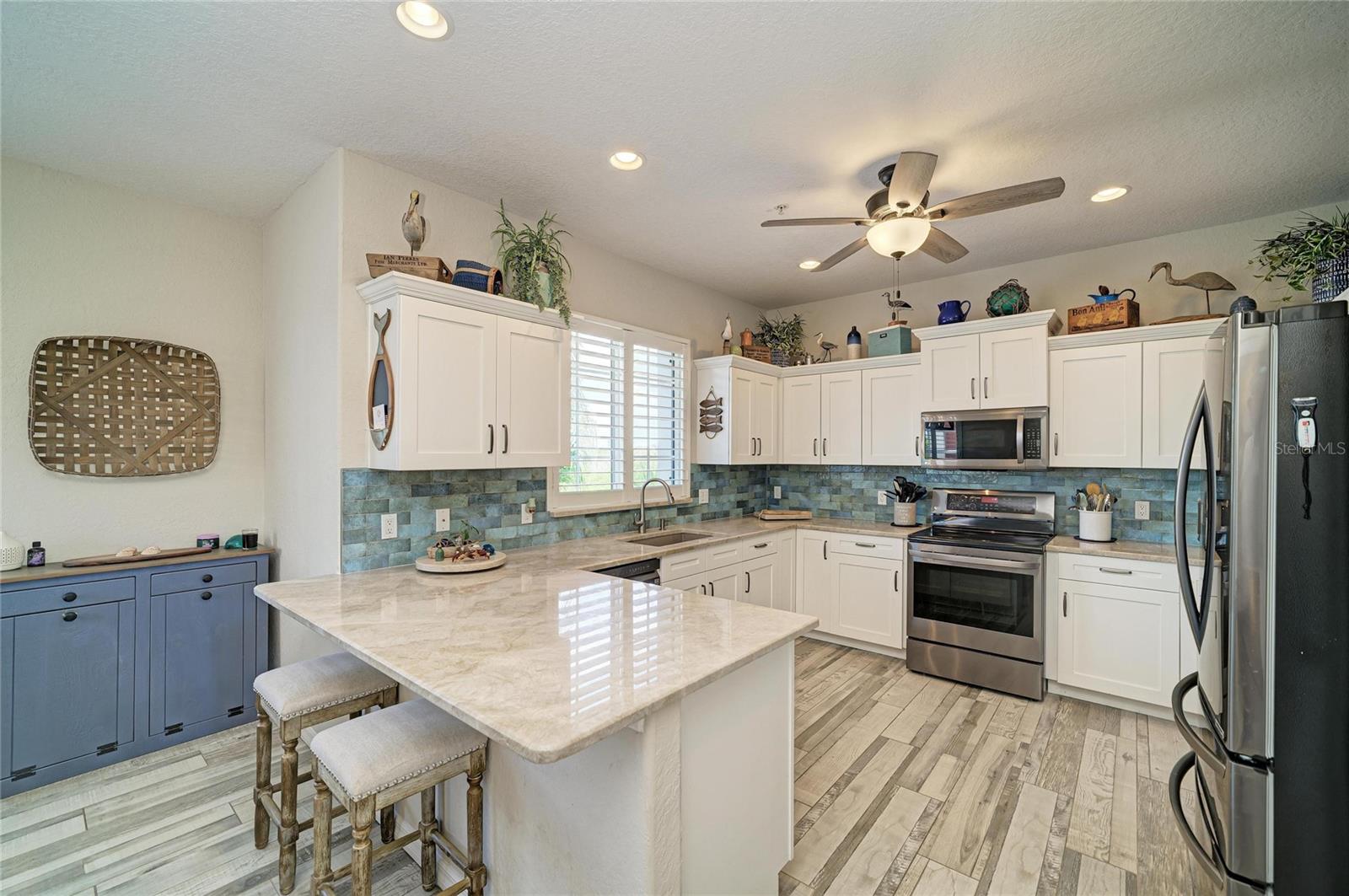 3607 10TH LN W — photo 2