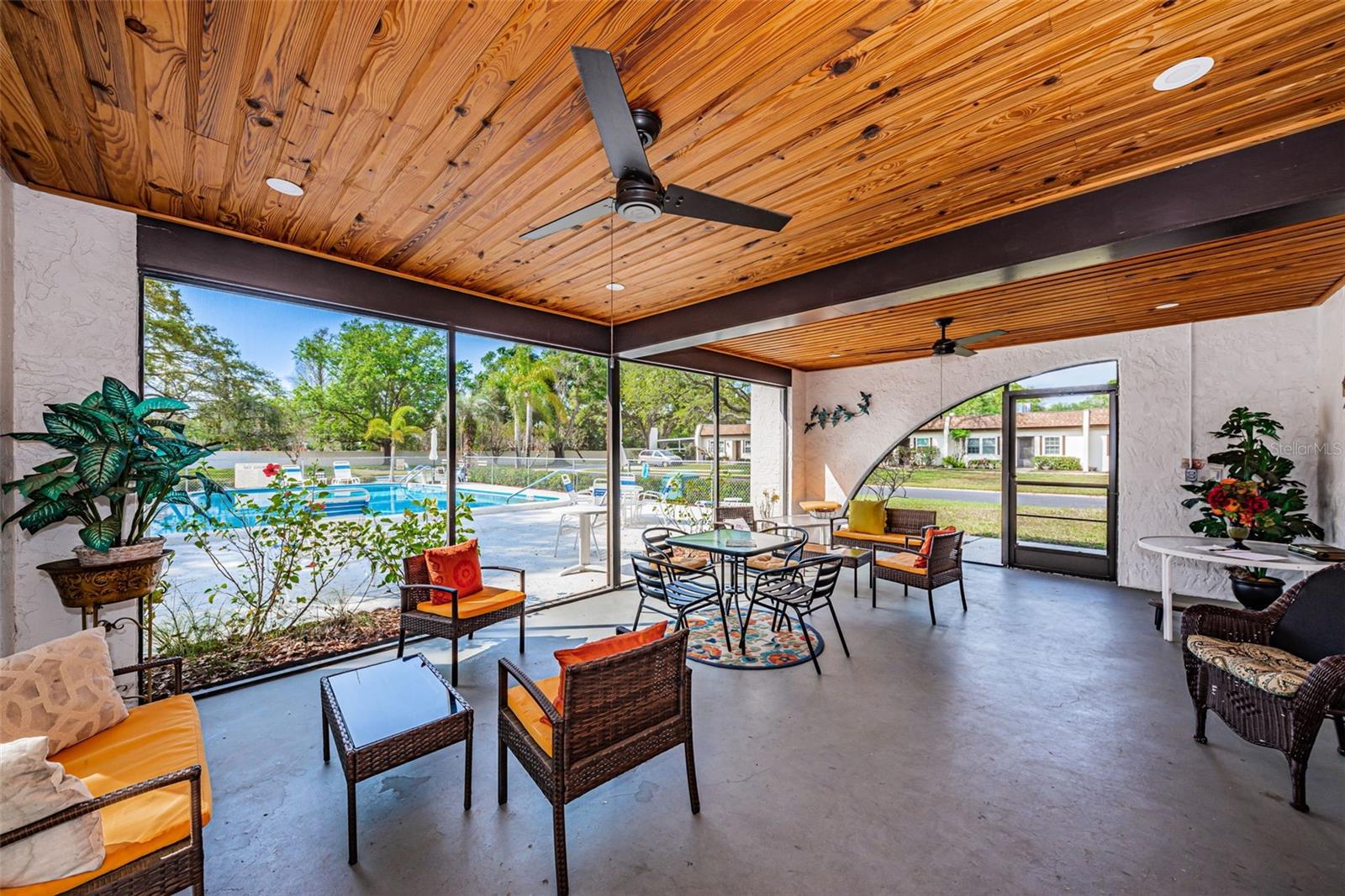 3097 MISSION GROVE DR — photo 43