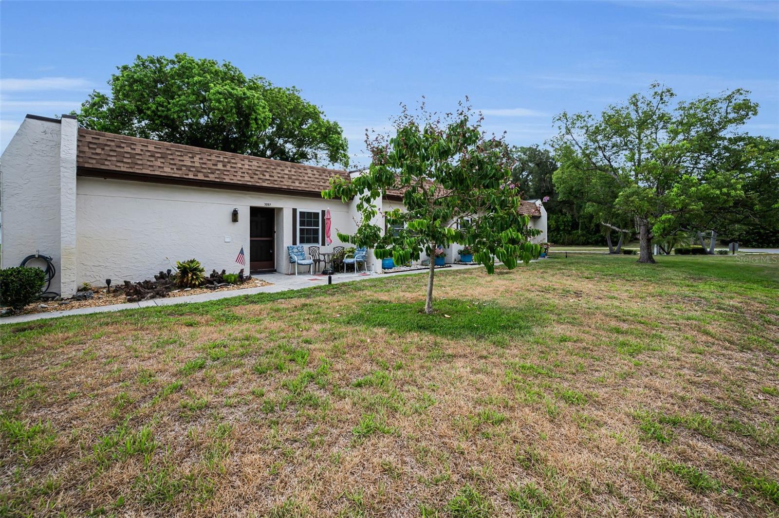3097 MISSION GROVE DR — photo 4