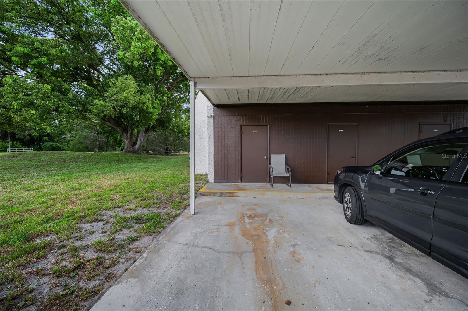 3097 MISSION GROVE DR — photo 8