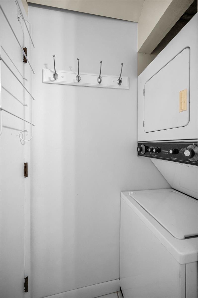 3097 MISSION GROVE DR — photo 28