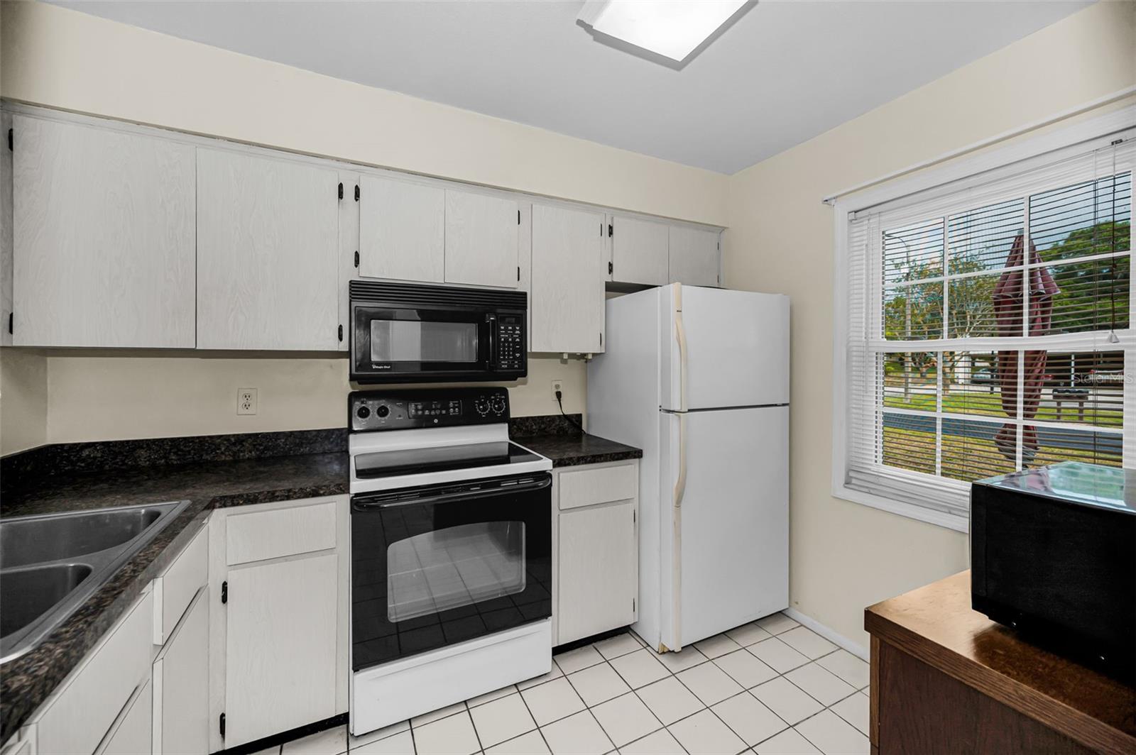 3097 MISSION GROVE DR — photo 23