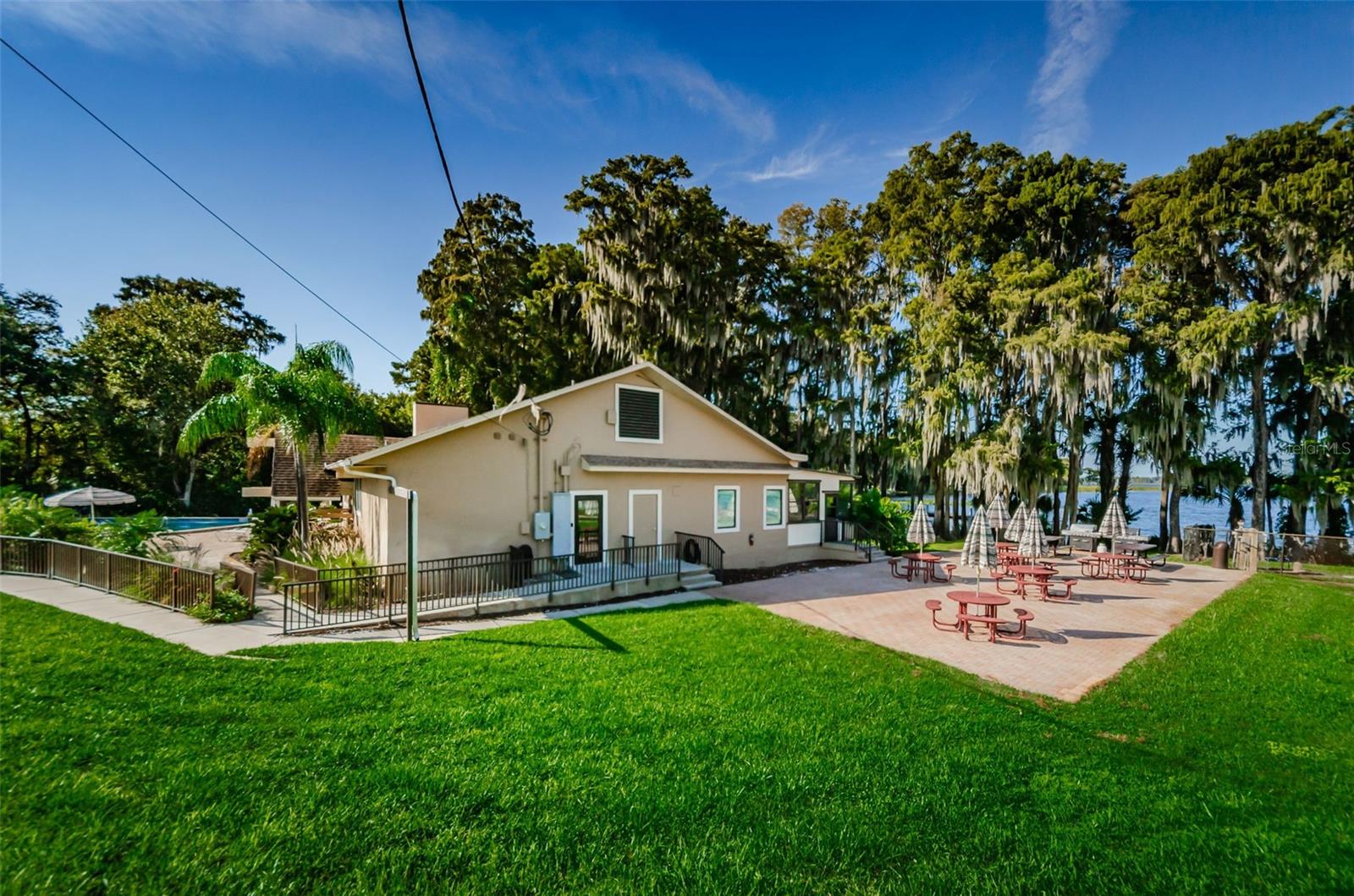3097 MISSION GROVE DR — photo 98