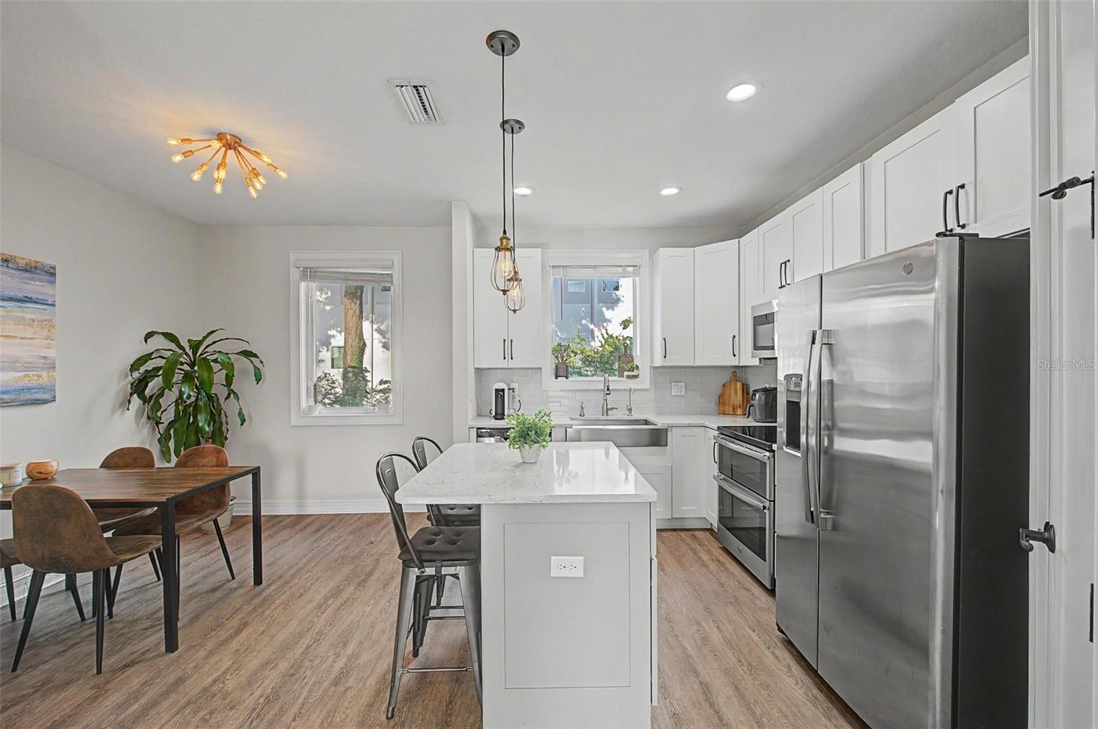 1527 N MORGAN ST — photo 8