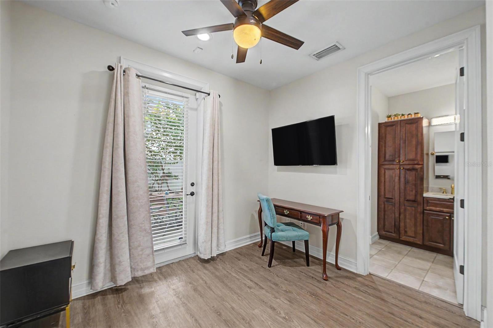1527 N MORGAN ST — photo 19