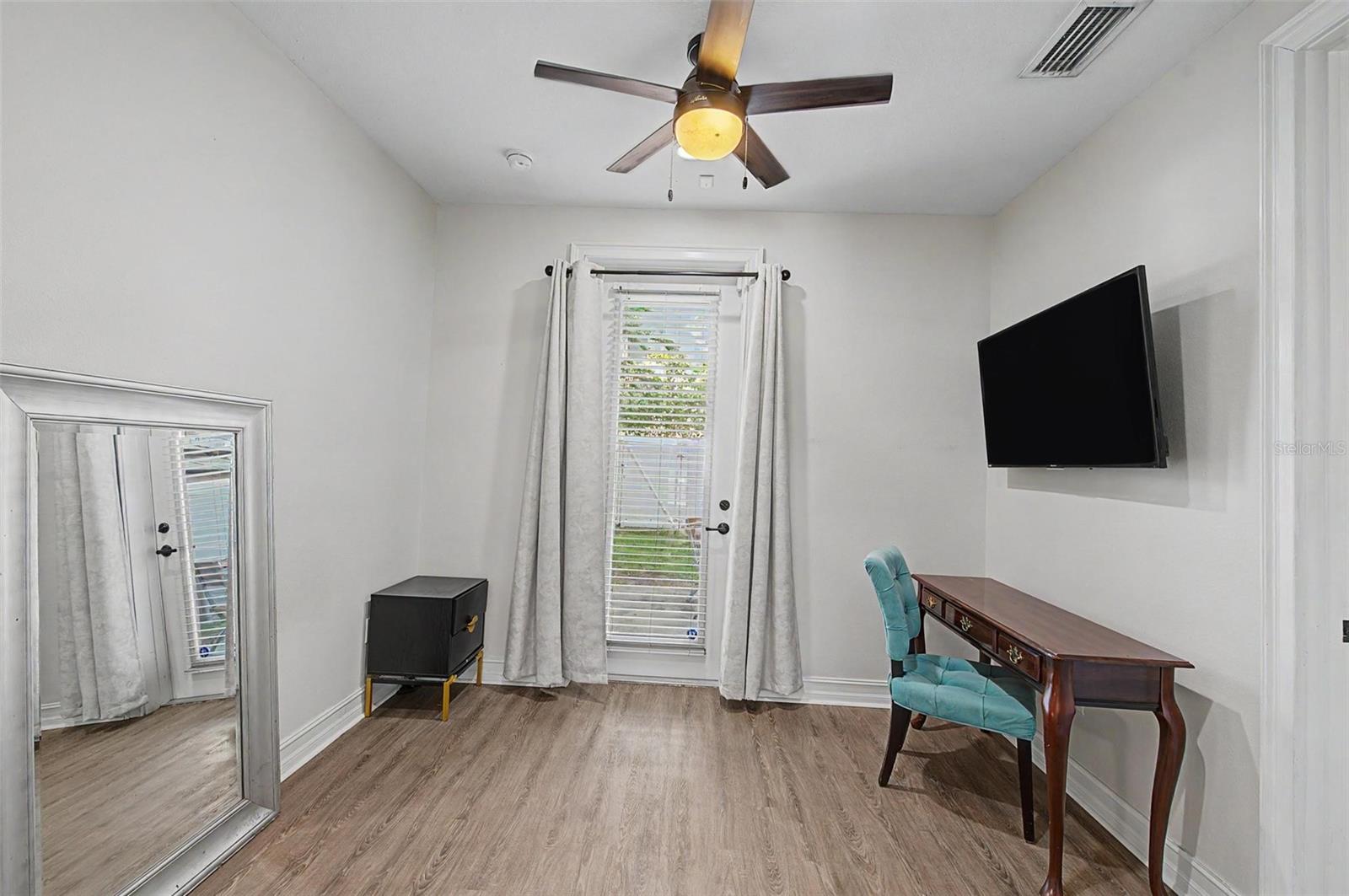 1527 N MORGAN ST — photo 18