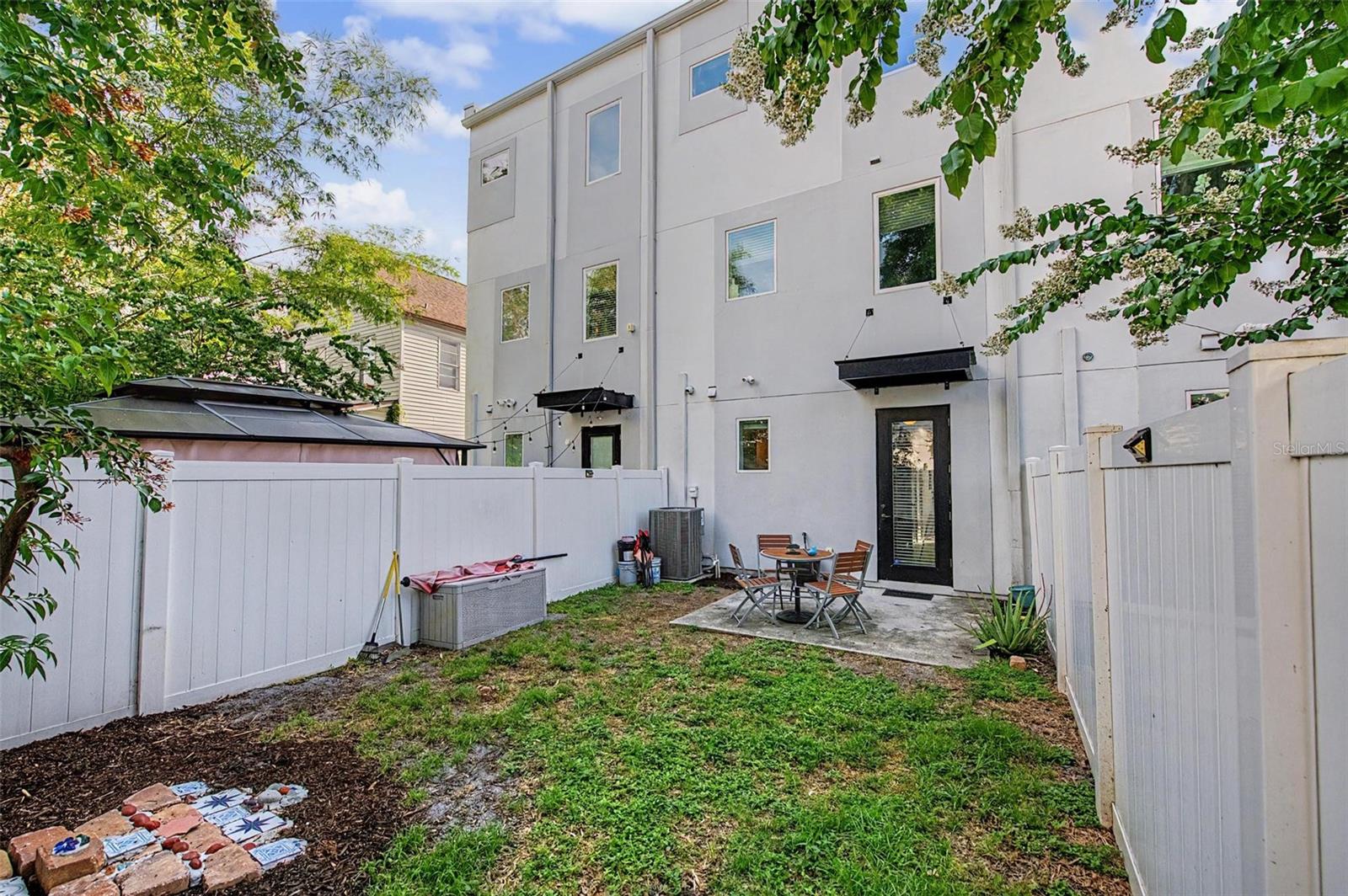 1527 N MORGAN ST — photo 22