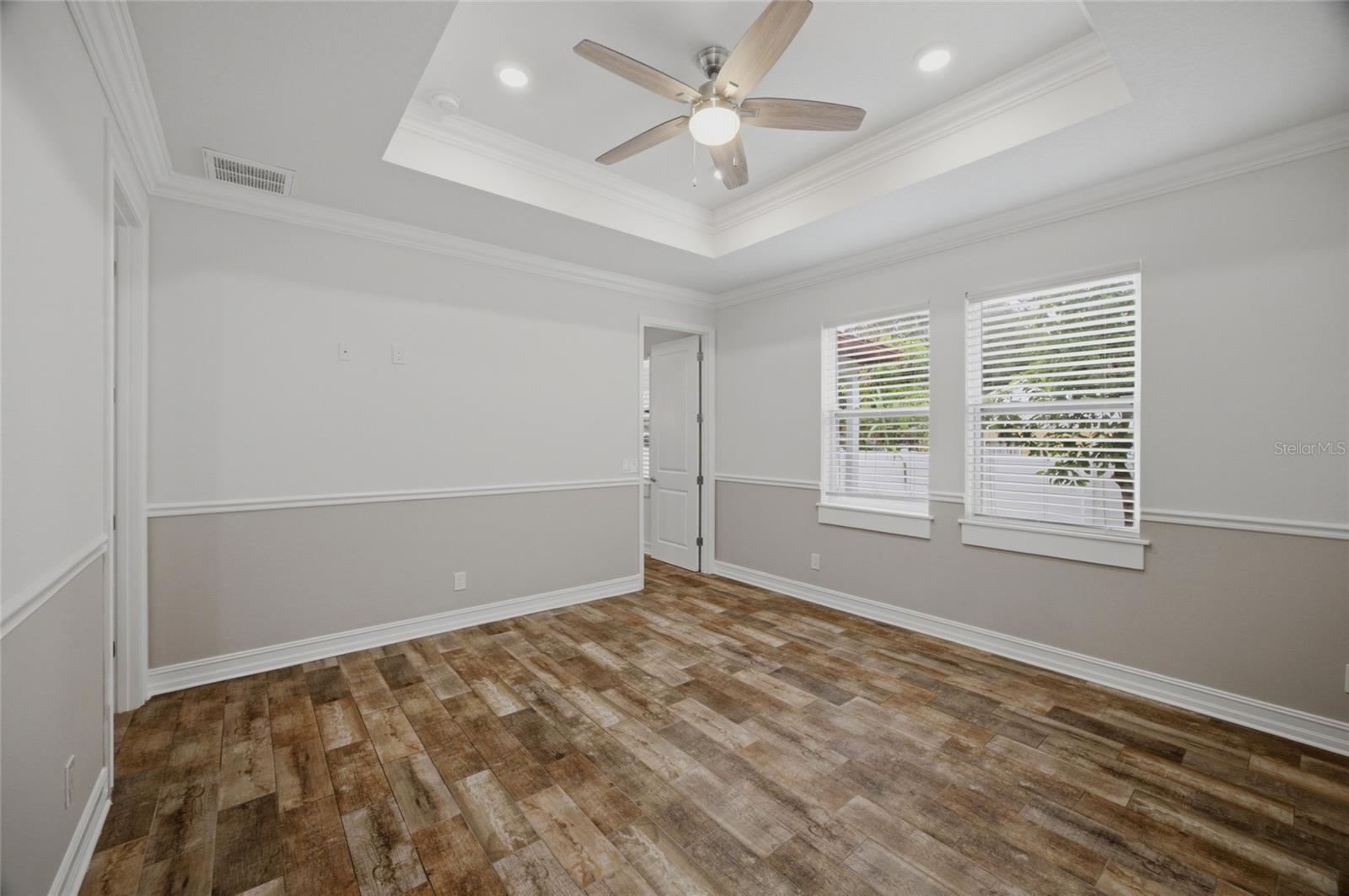 1707 E EMMA ST — photo 16