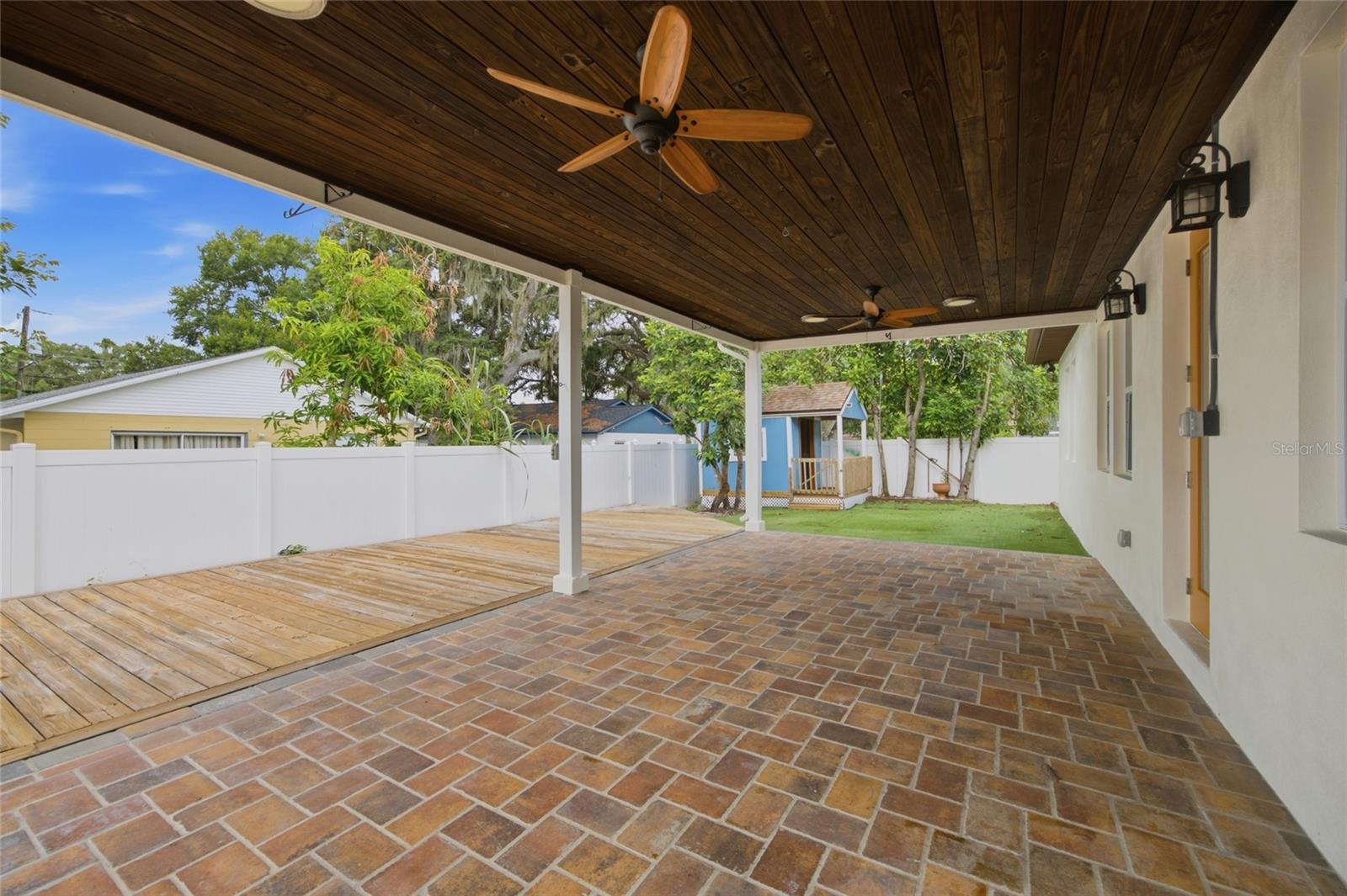 1707 E EMMA ST — photo 34