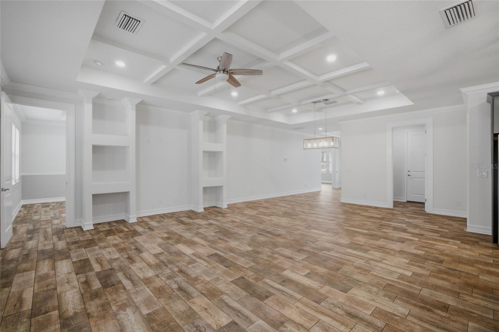 1707 E EMMA ST — photo 8