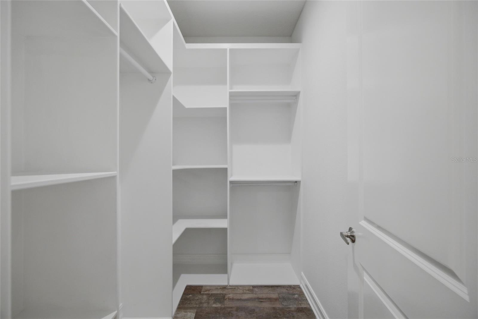 1707 E EMMA ST — photo 17