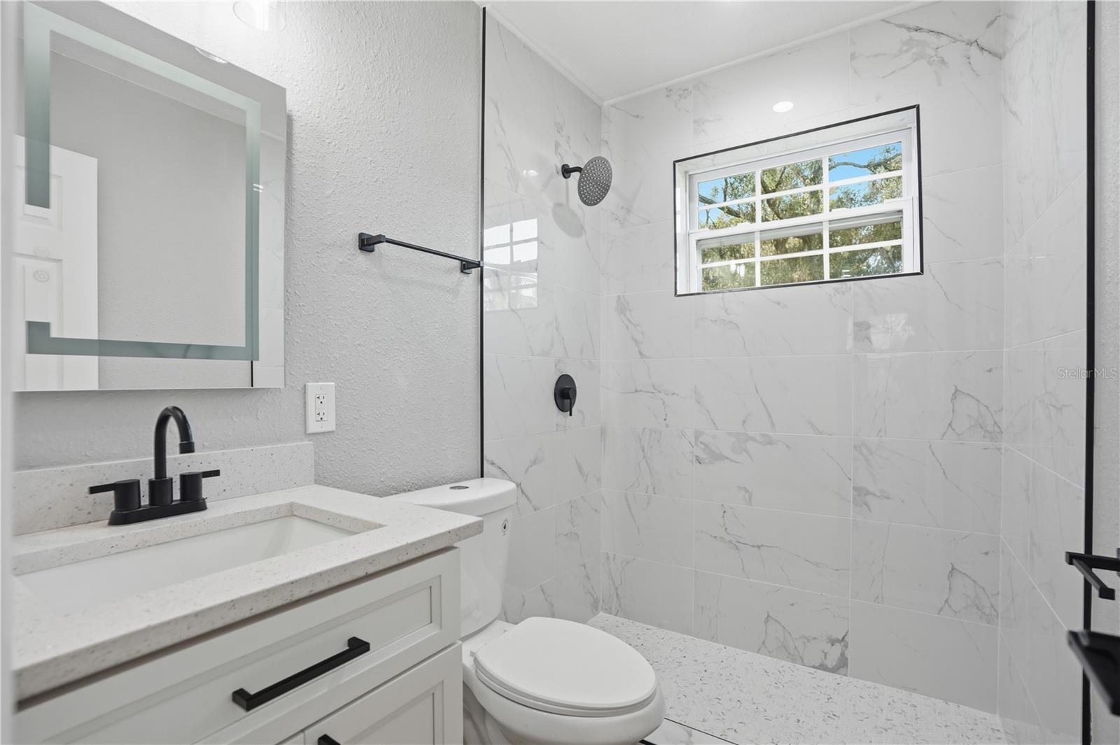 707 ABERDEEN CIR — photo 22