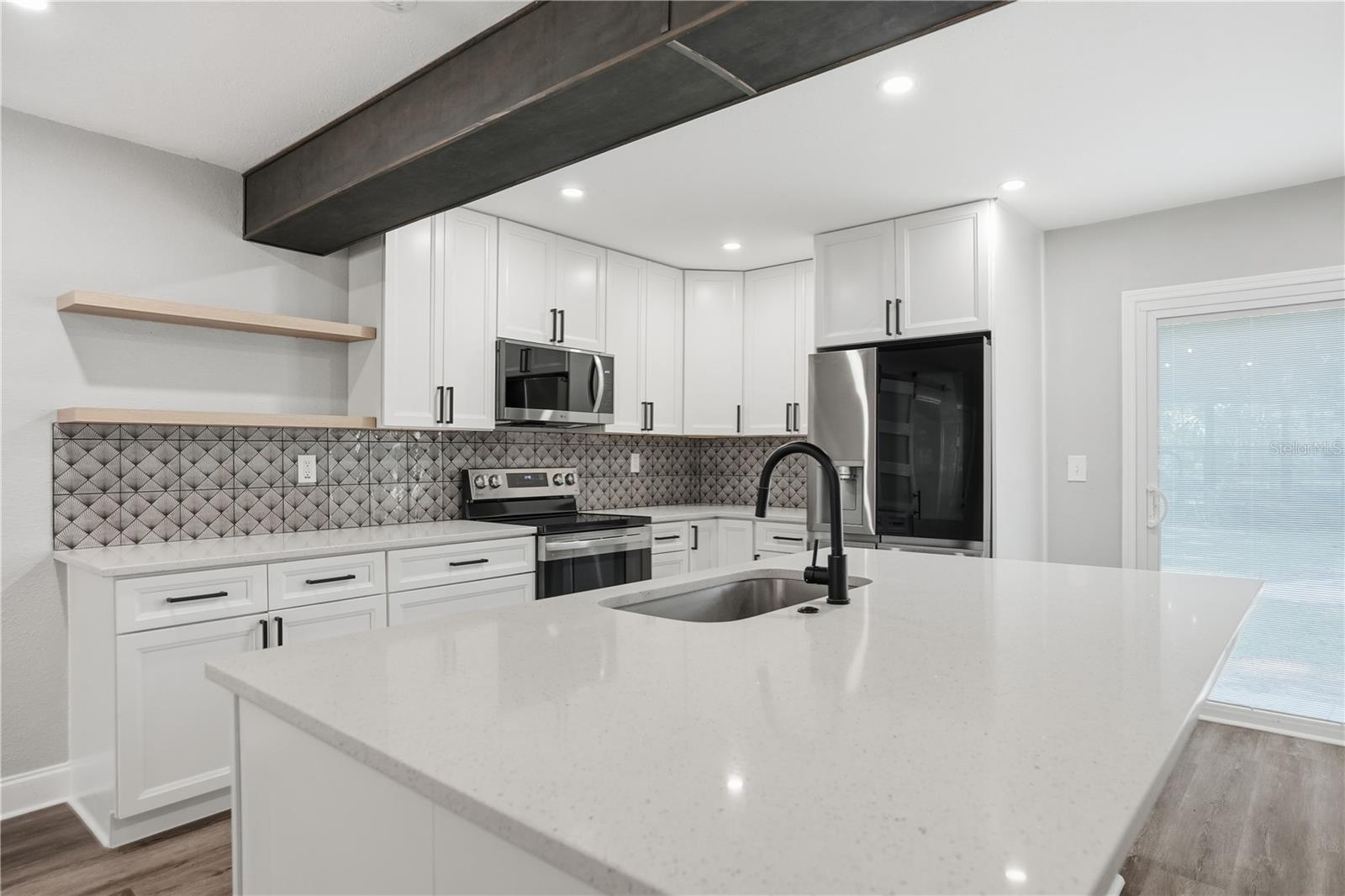 707 ABERDEEN CIR — photo 7