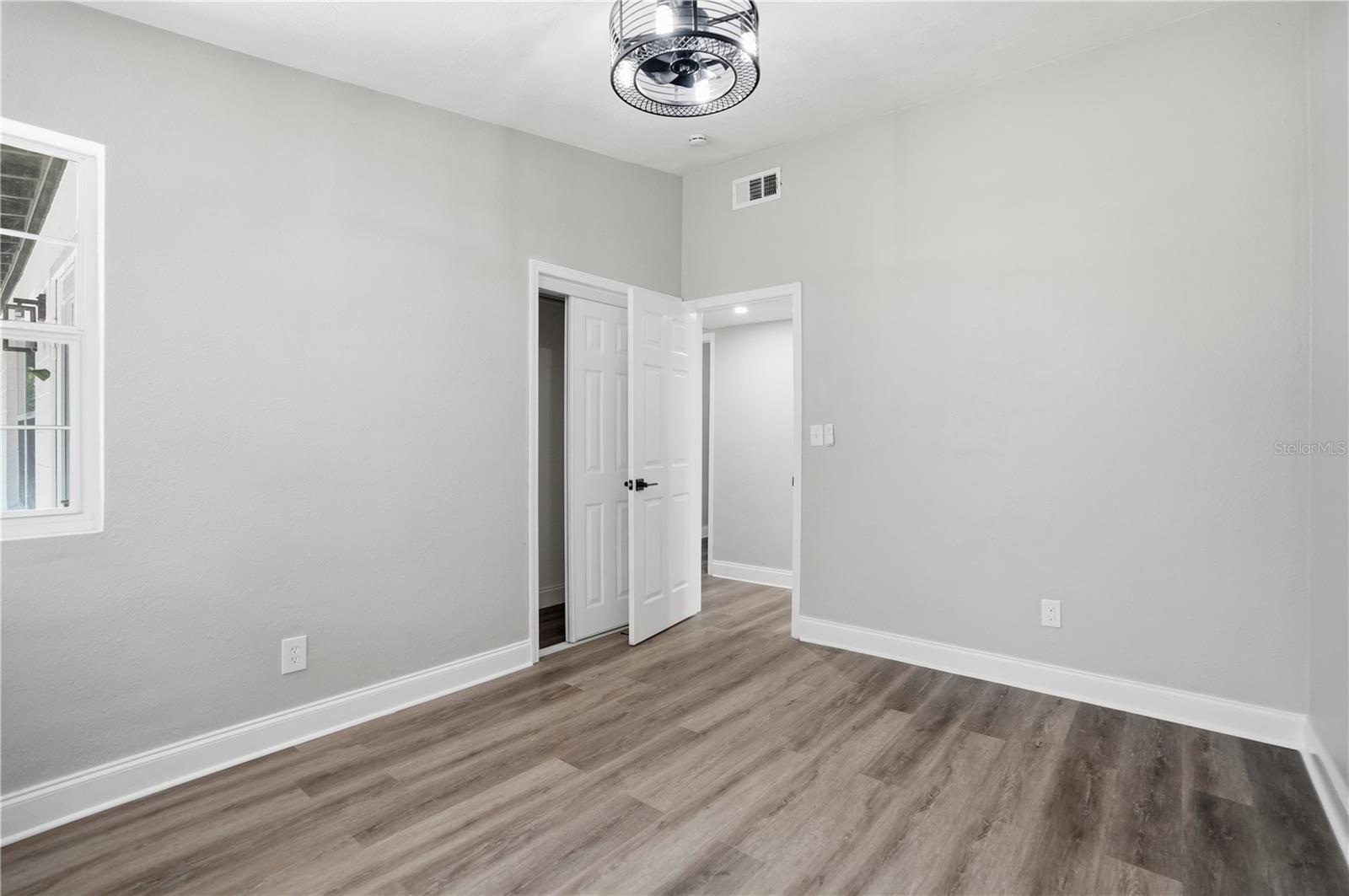 707 ABERDEEN CIR — photo 19