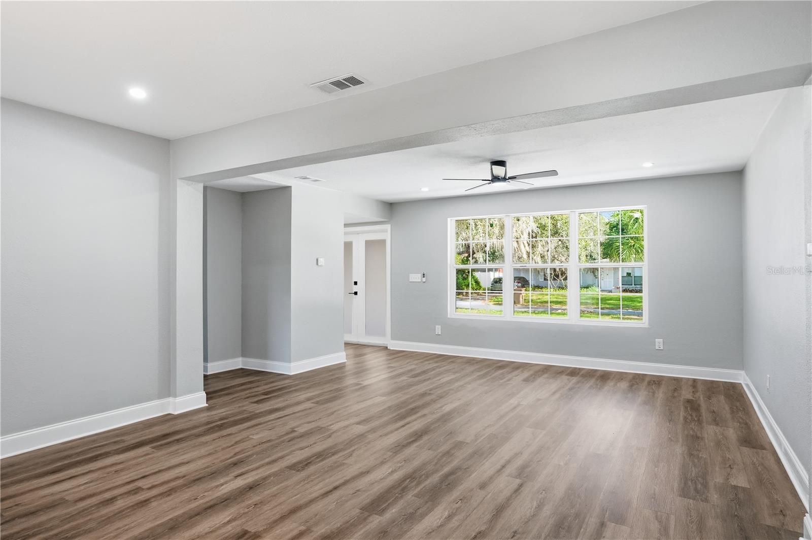 707 ABERDEEN CIR — photo 10