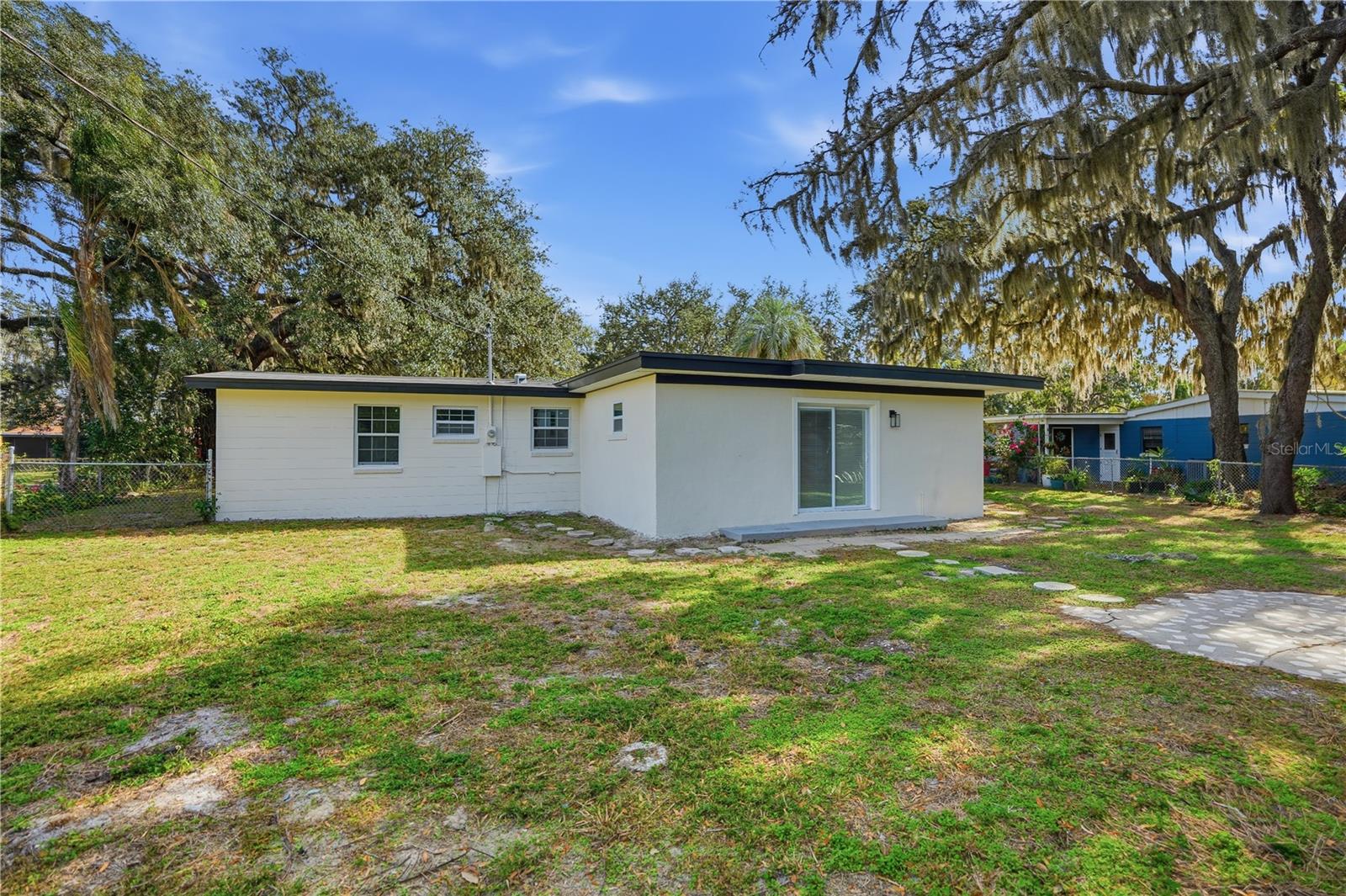 707 ABERDEEN CIR — photo 28