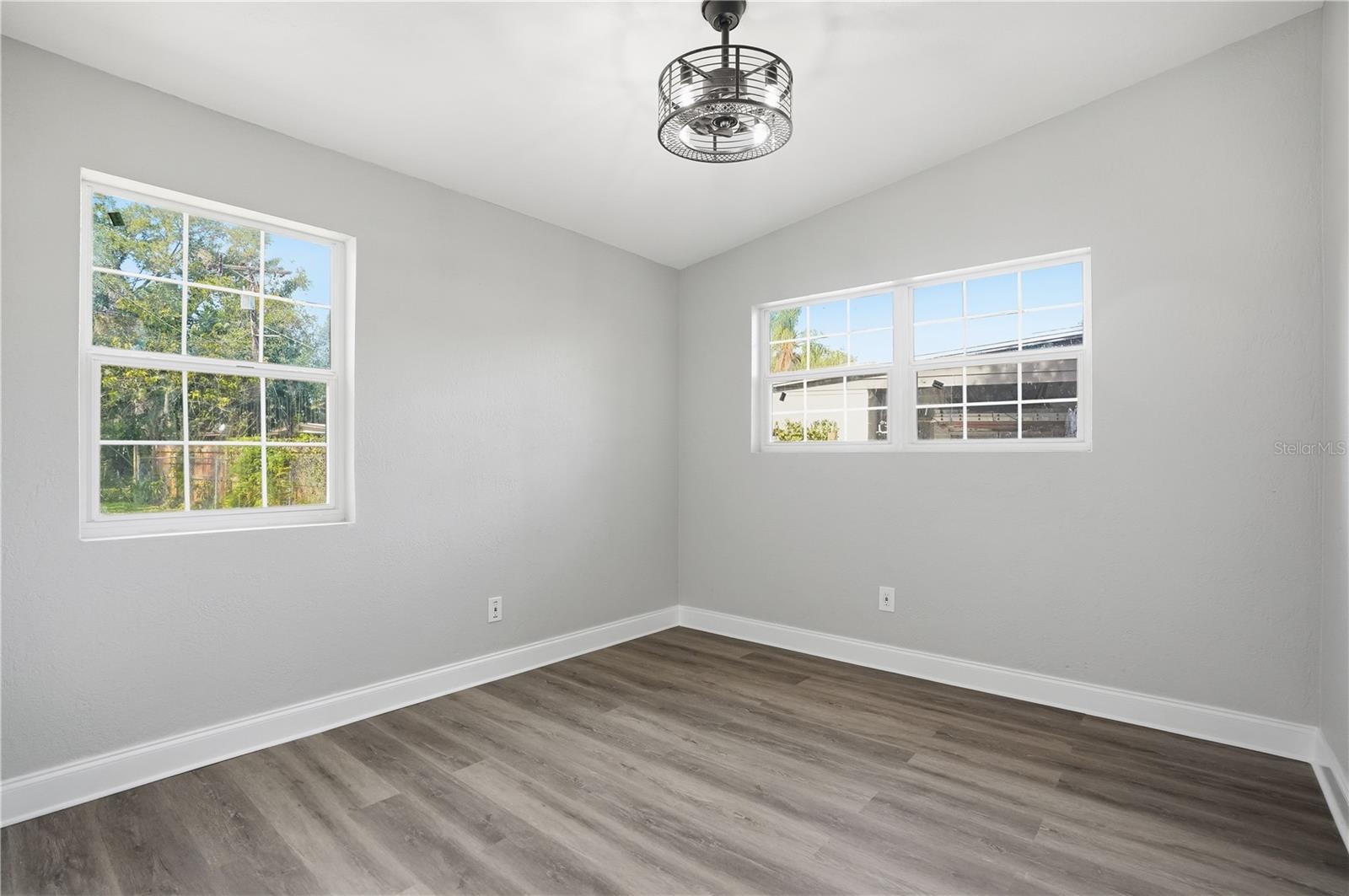 707 ABERDEEN CIR — photo 20