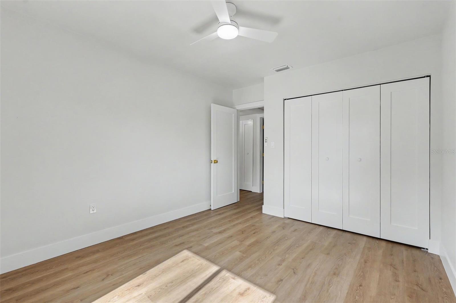 6504 N 20TH ST — photo 30