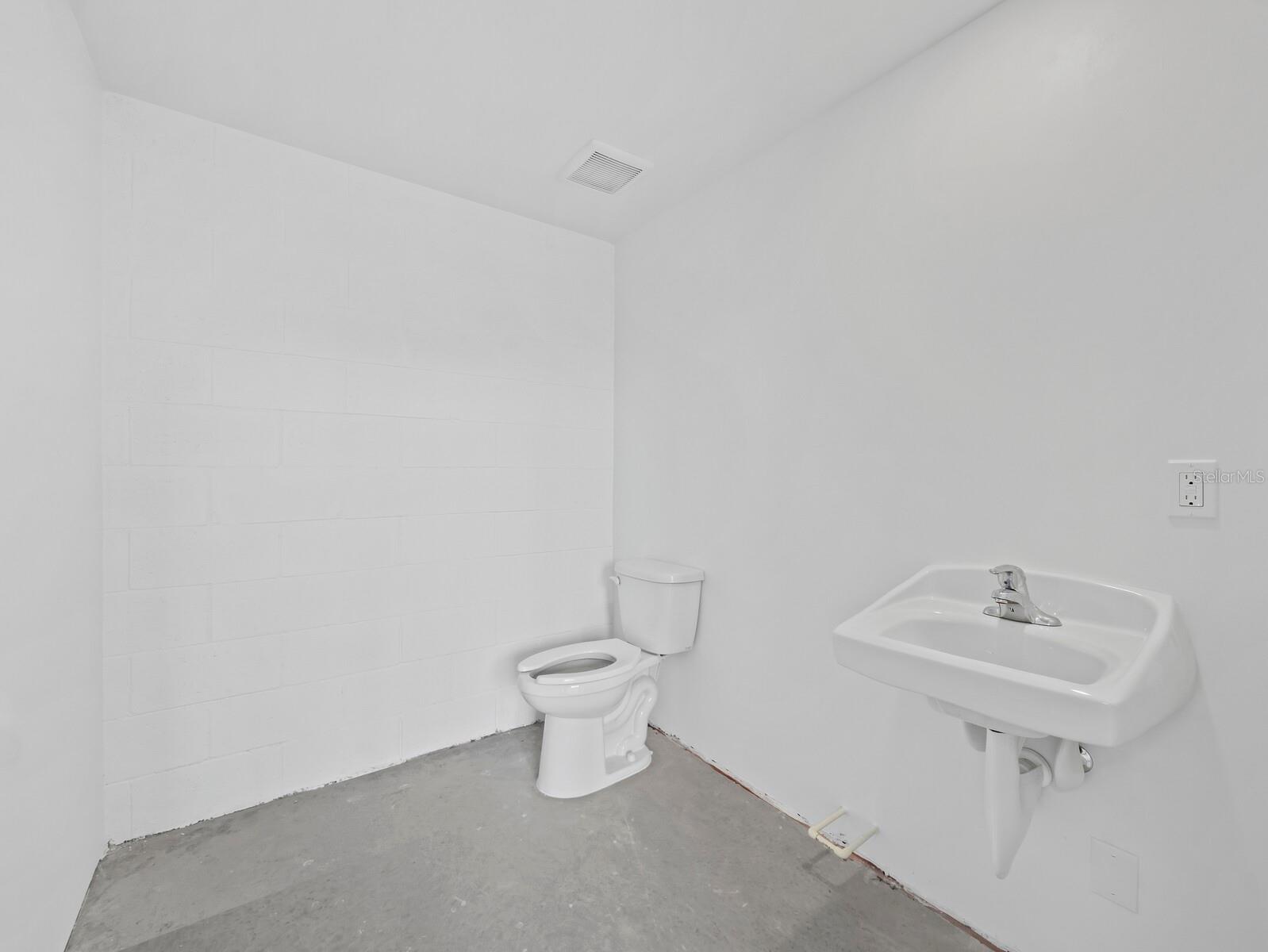 829 57TH ST E #14 — photo 9