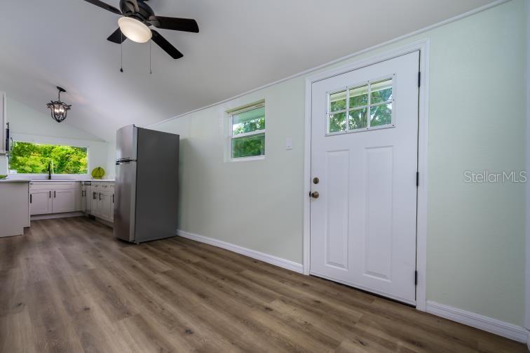37315 TRILBY RD — photo 24