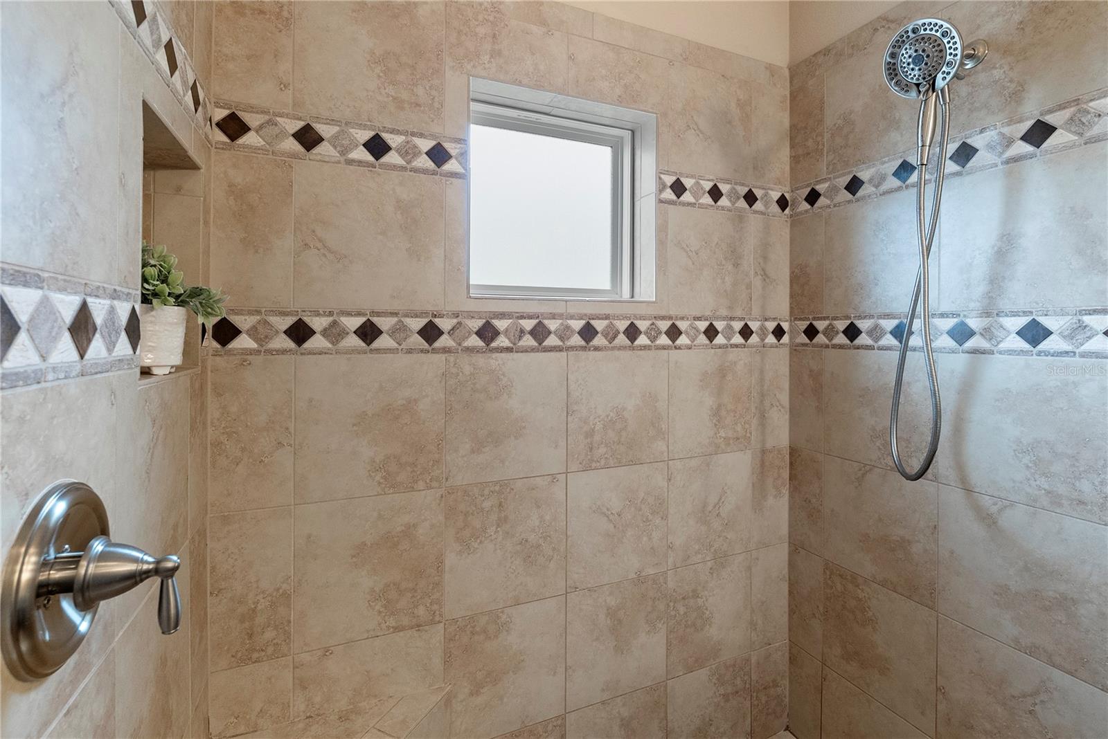 6043 ANCHORAGE WAY S — photo 15